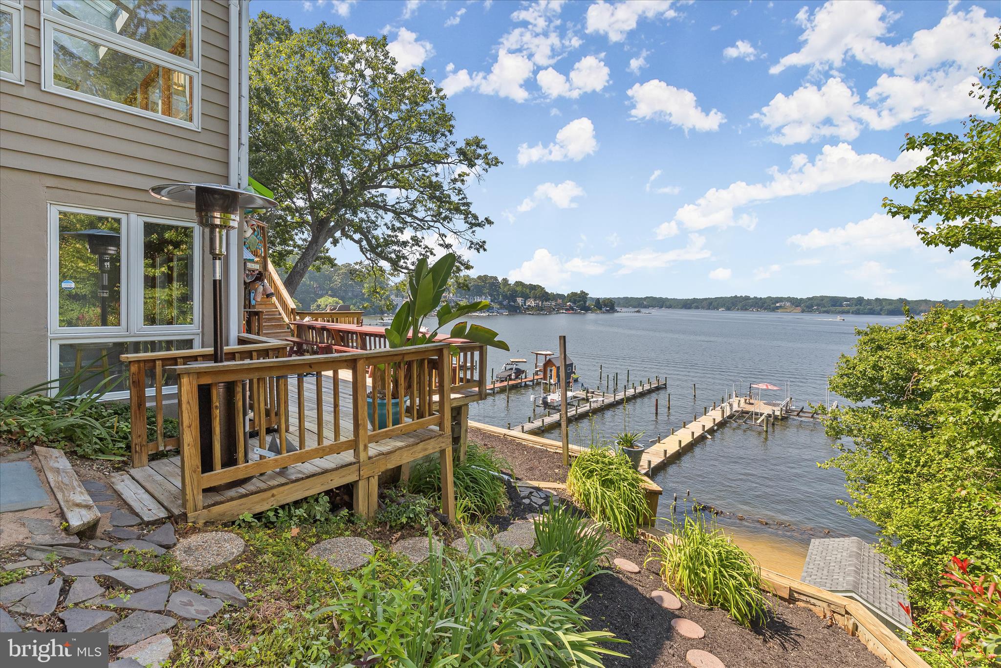 HERALD HARBOR - Residential