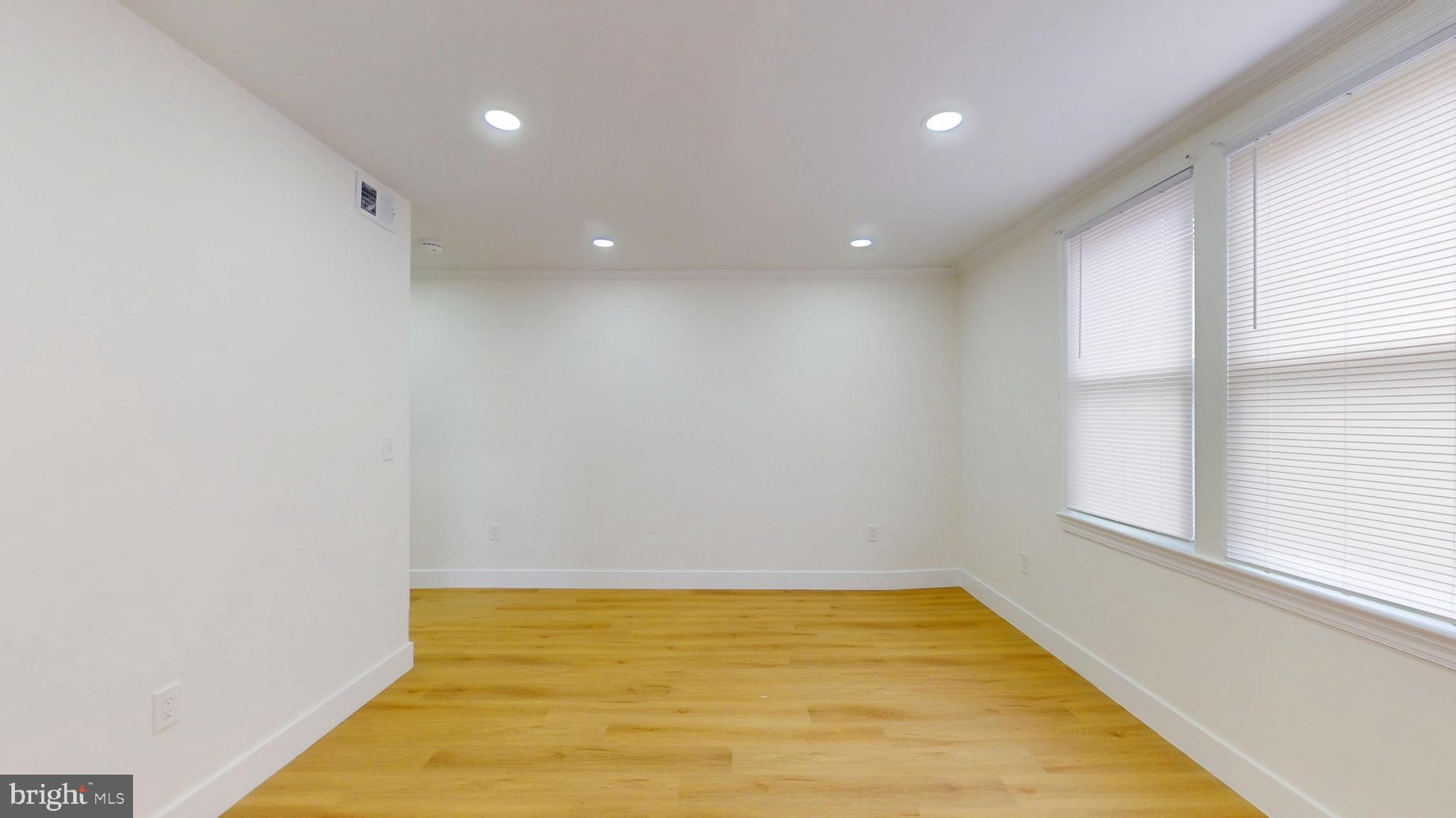 1500 OATES STREET NE 3