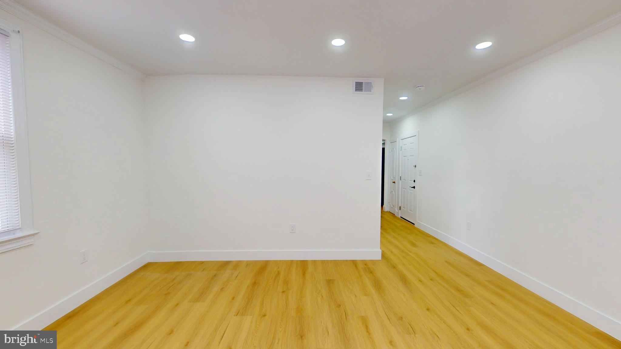 1500 OATES STREET NE 3