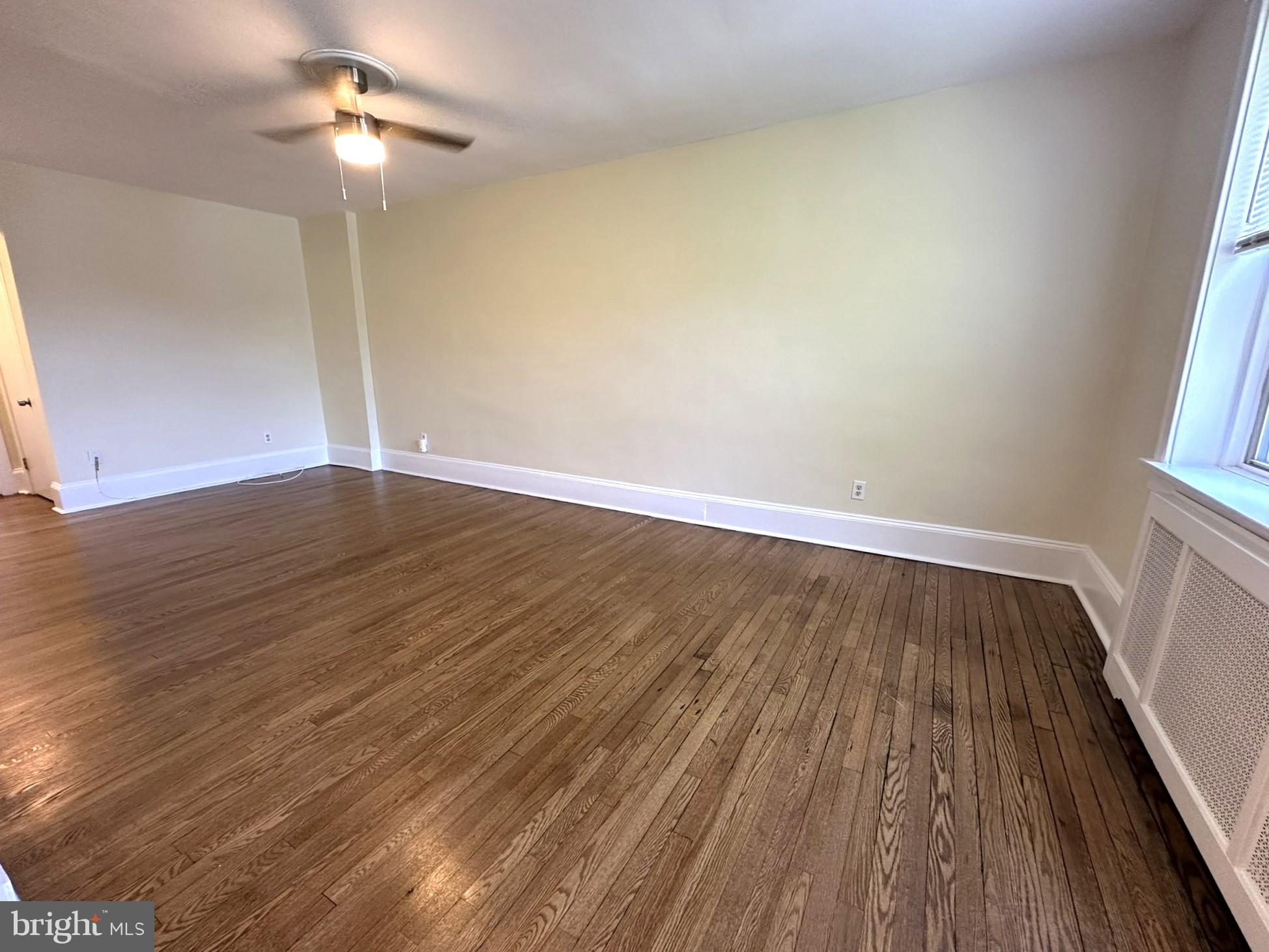 EAST FALLS - Residential Lease