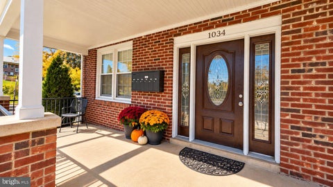 Condo For Rent - 1034 S Washington Street #3<br/> FALLS CHURCH, VA 22046