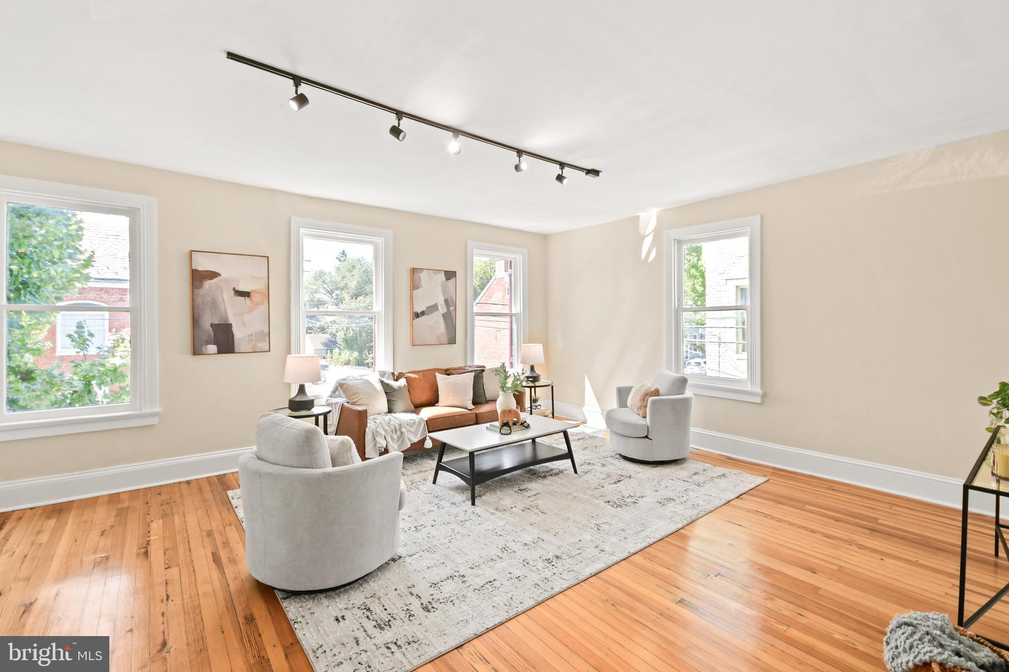 FREDERICK HISTORIC DISTRICT - Residential