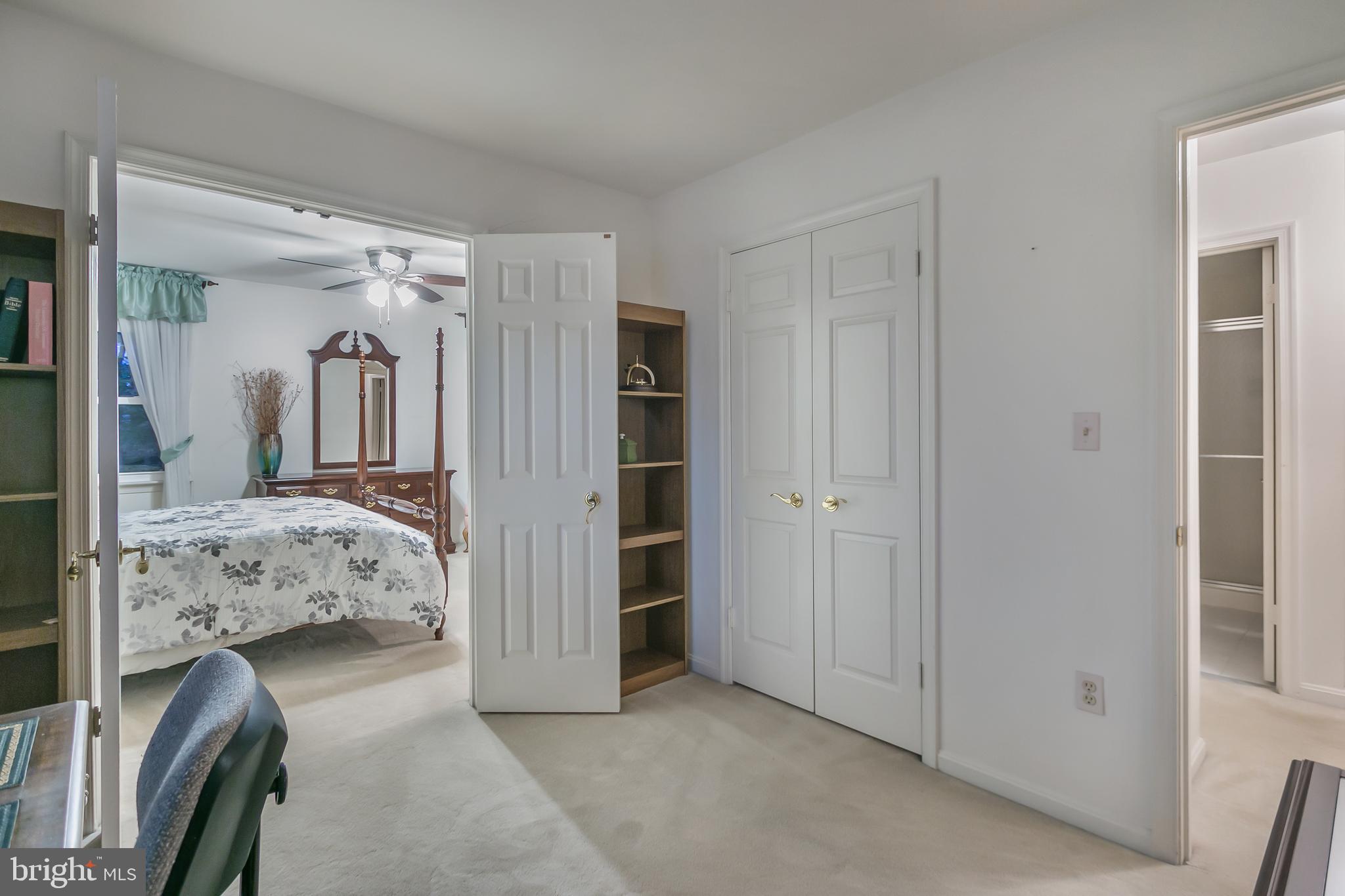 STONEGATE VILLAGE - Residential