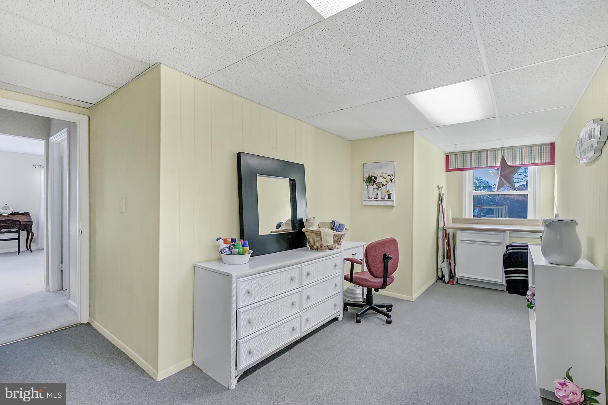 STONEGATE VILLAGE - Residential