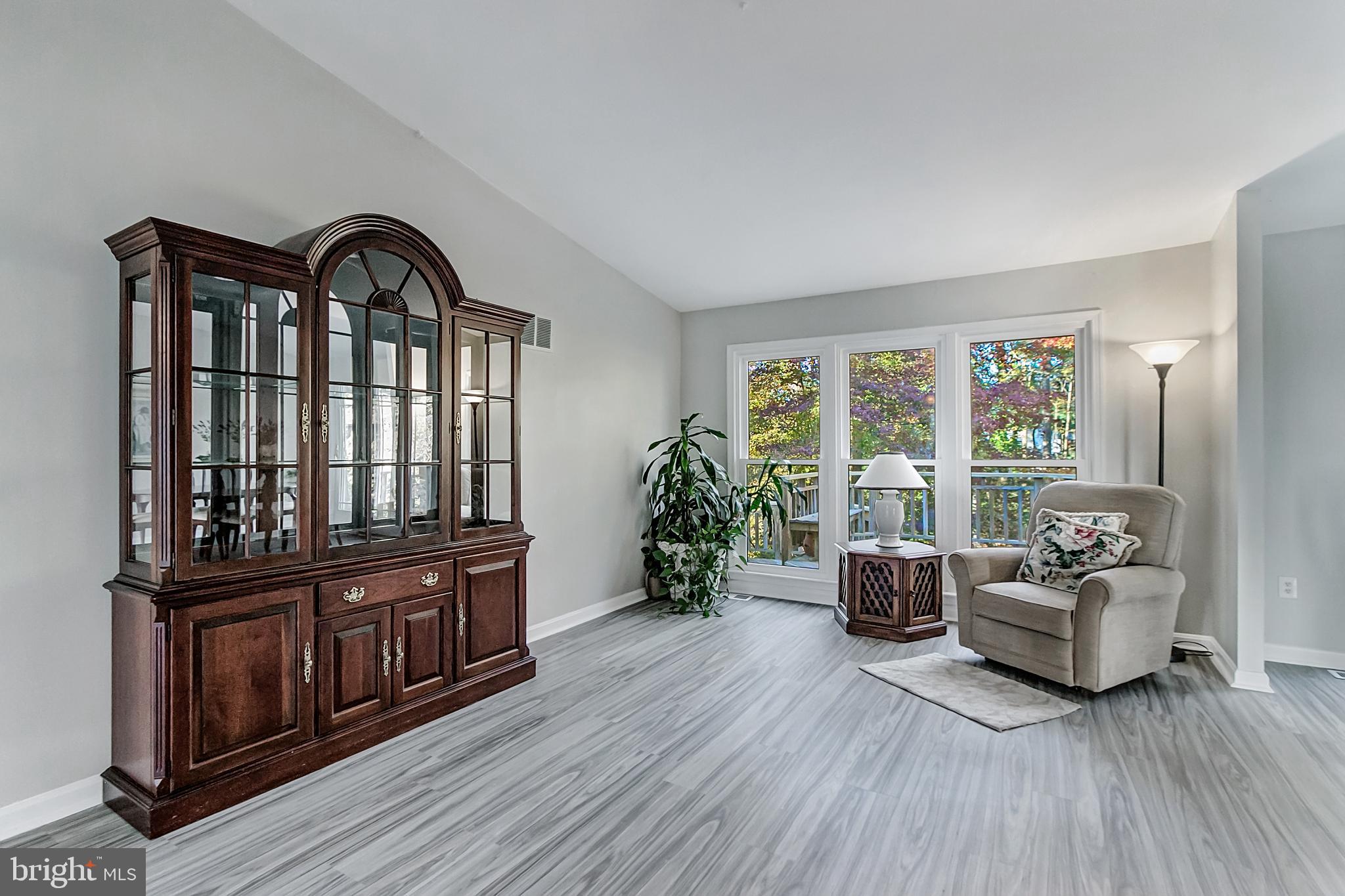 STONEGATE VILLAGE - Residential