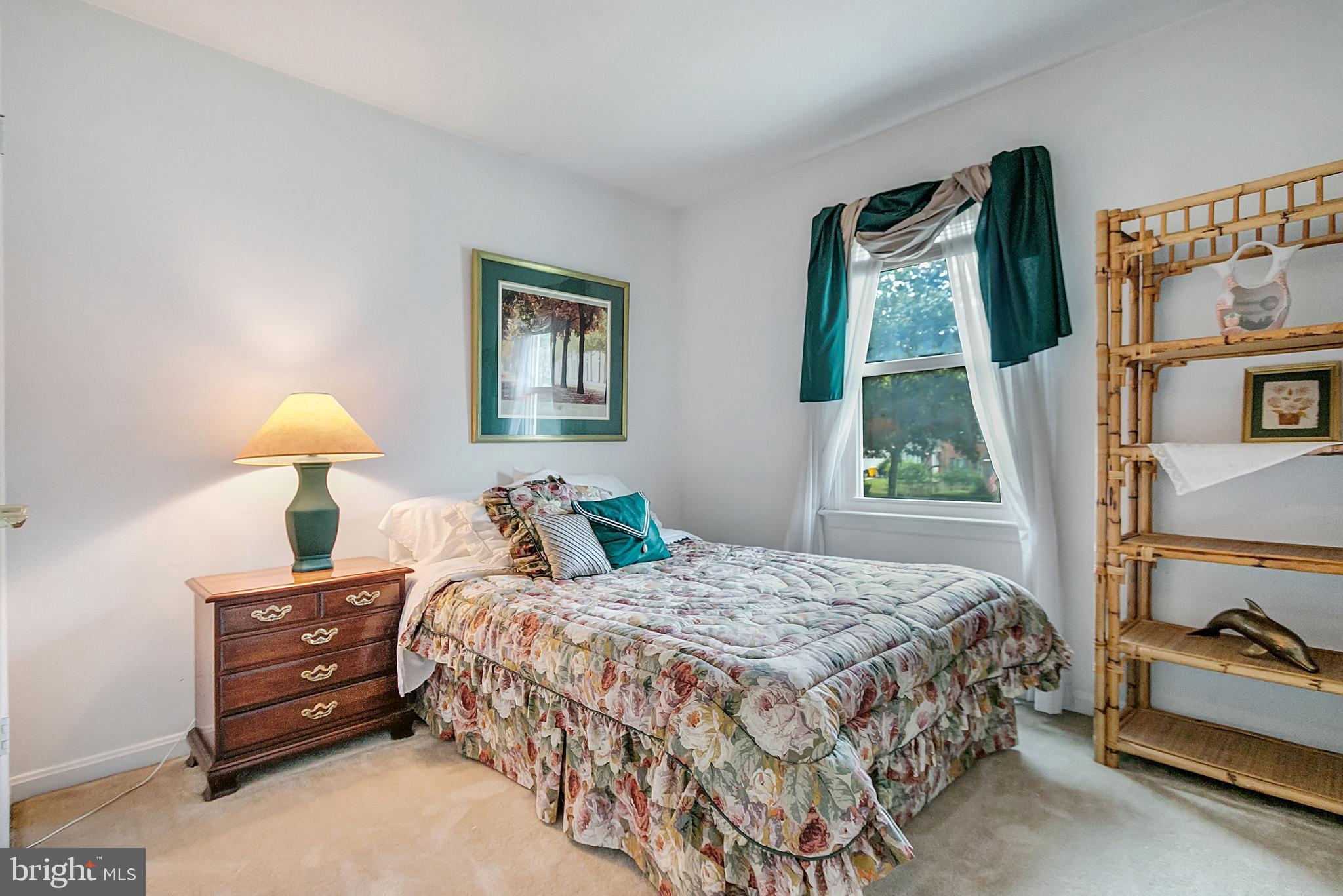 STONEGATE VILLAGE - Residential