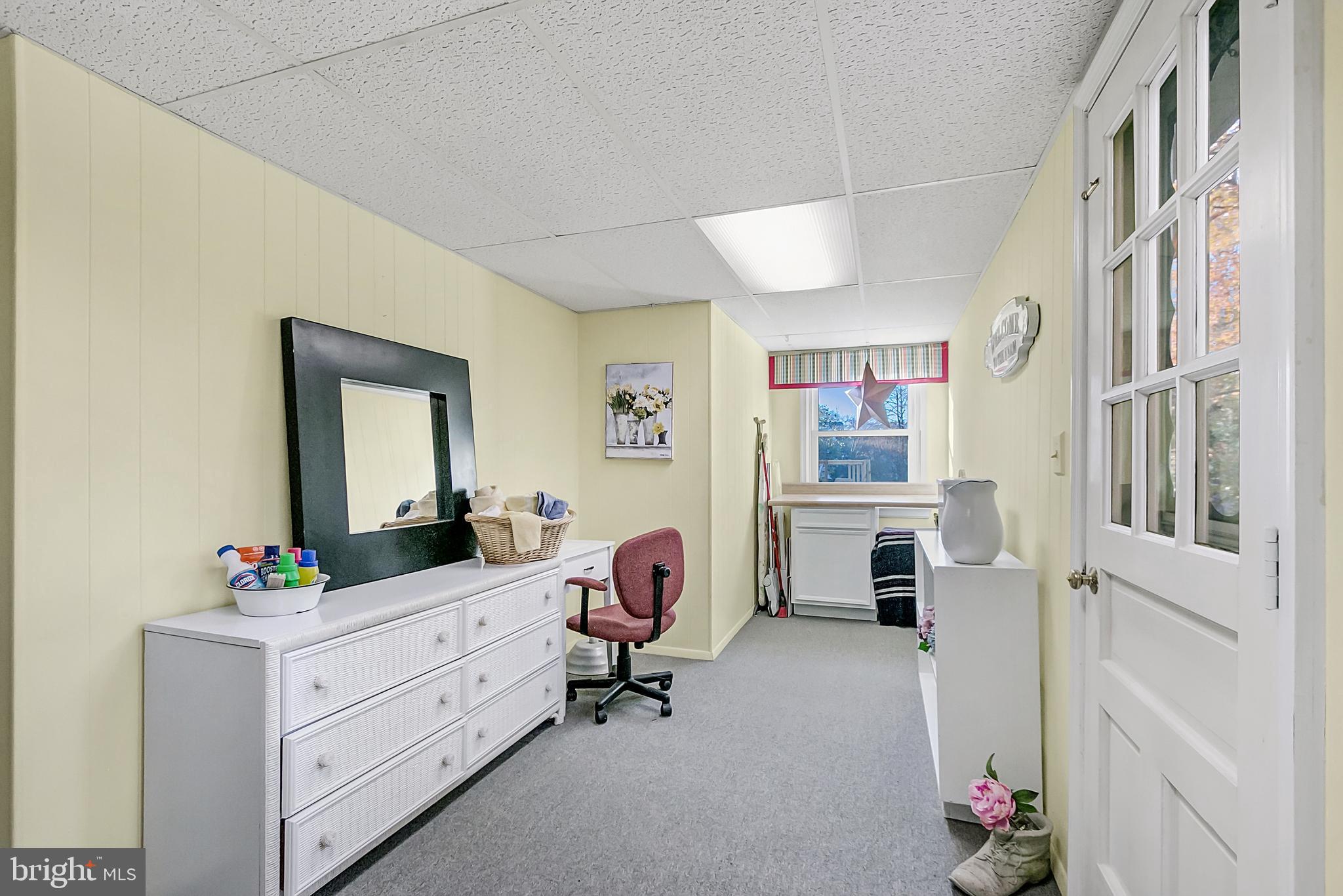 STONEGATE VILLAGE - Residential