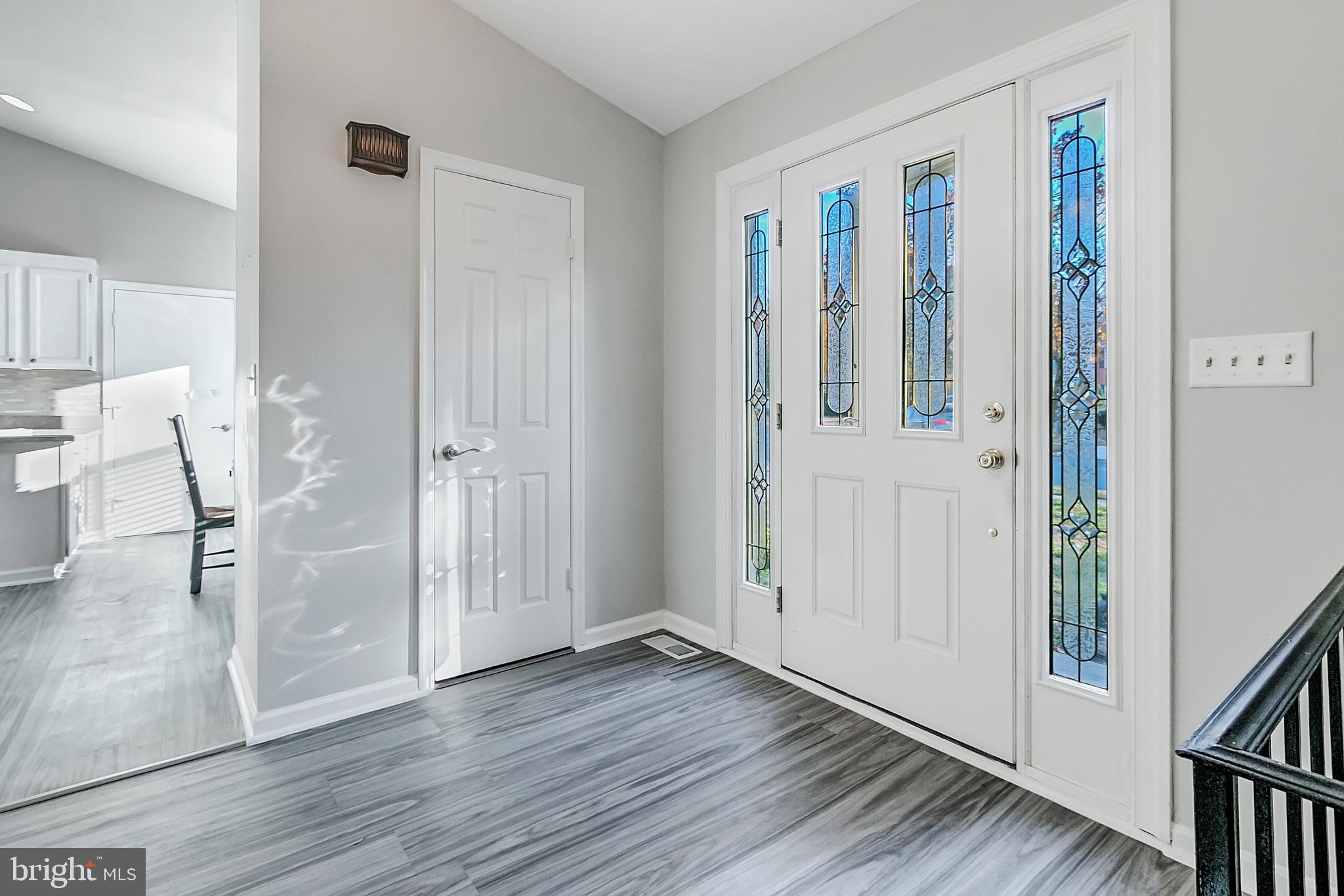 STONEGATE VILLAGE - Residential