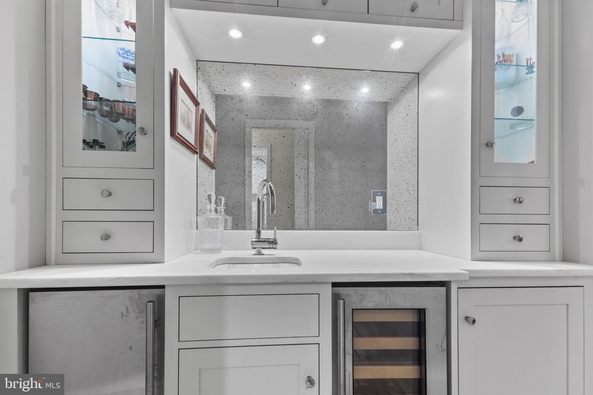 HARBORSIDE - Residential