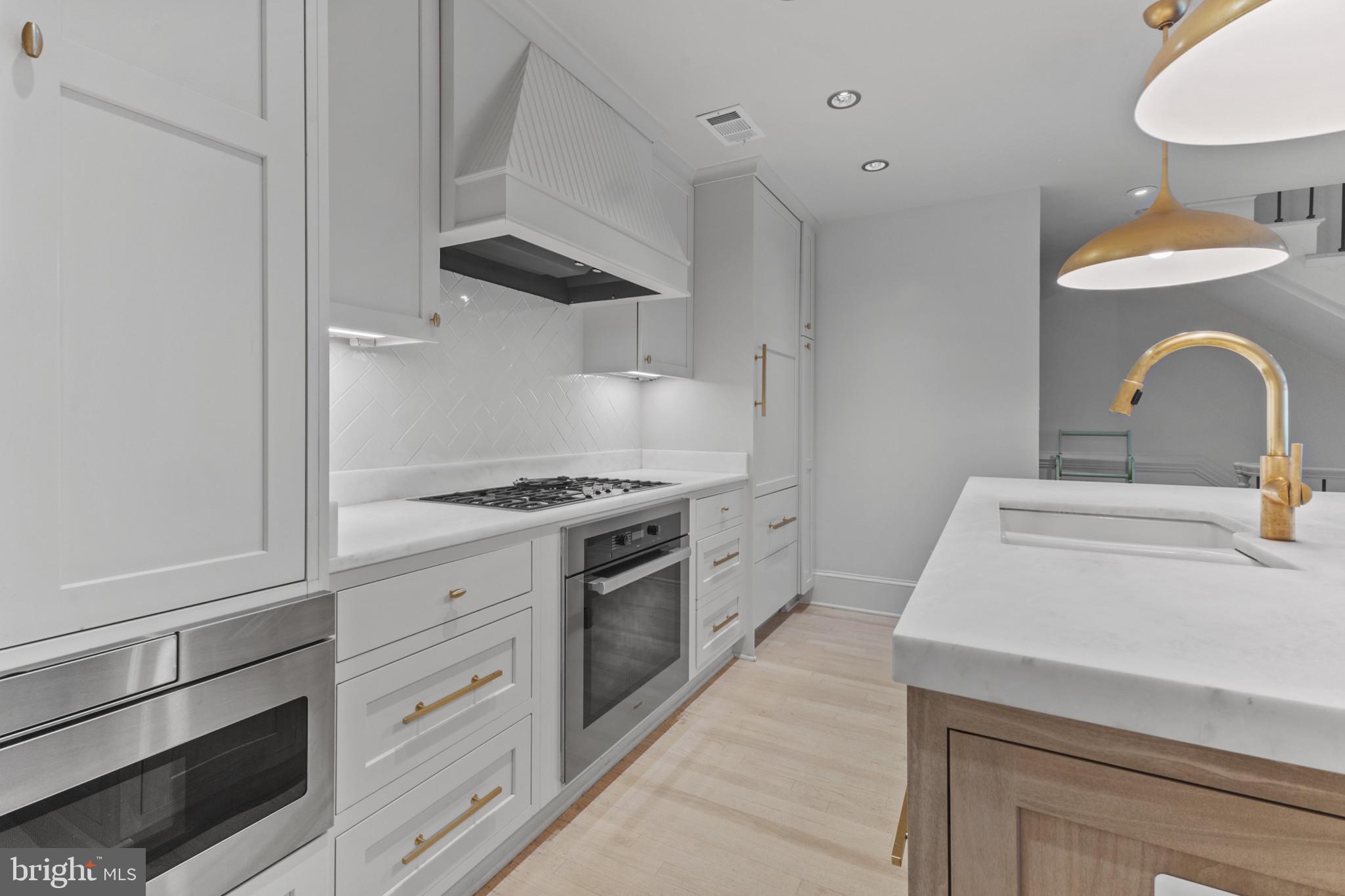 HARBORSIDE - Residential