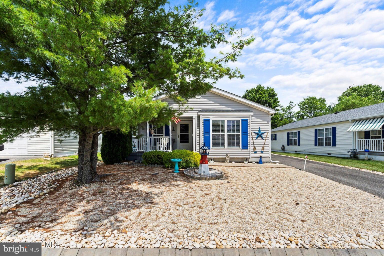 36 FORT LEE DRIVE