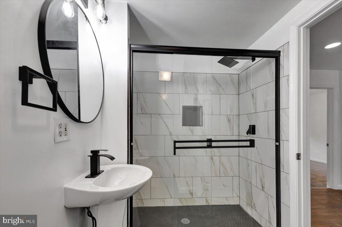 RESERVOIR HILL - Residential Income