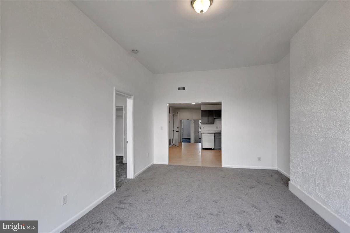 RESERVOIR HILL - Residential Income