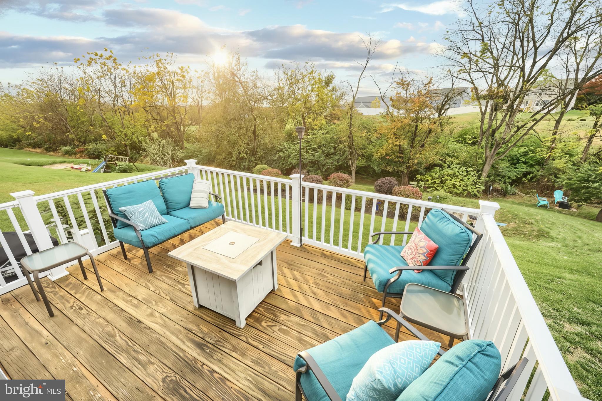 HAMPTON HEIGHTS - Residential