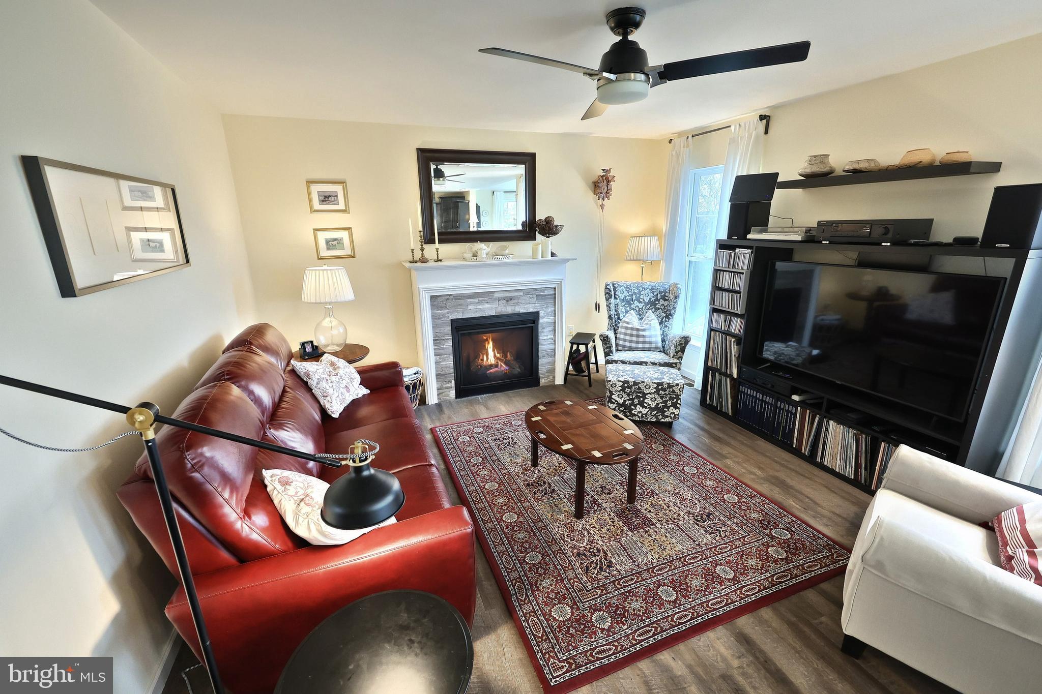 HAMPTON HEIGHTS - Residential