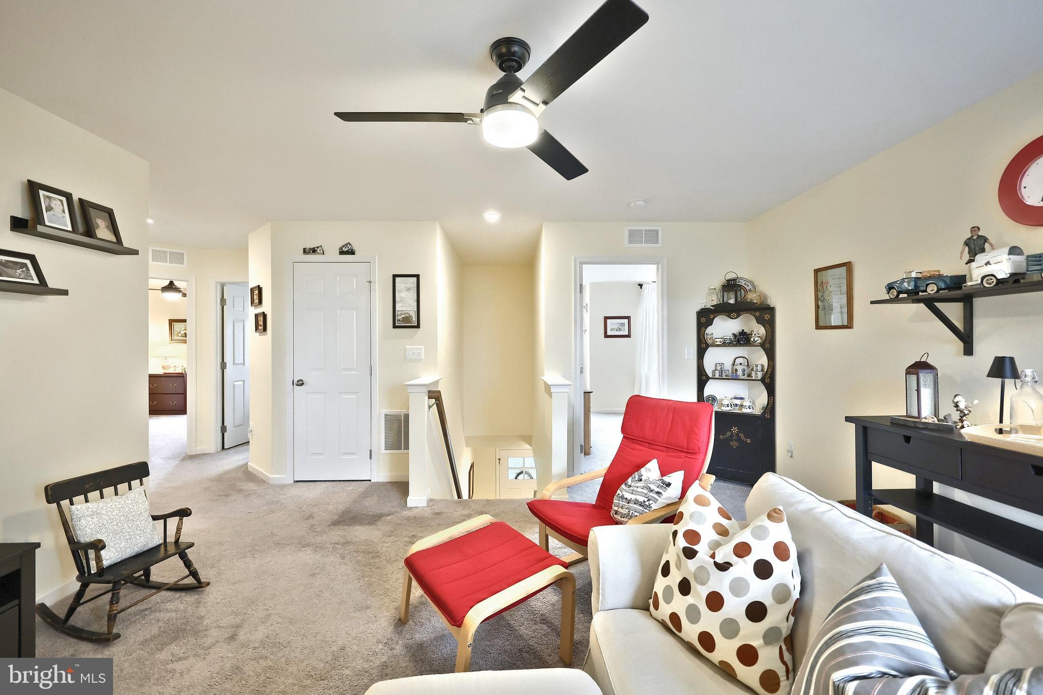 HAMPTON HEIGHTS - Residential