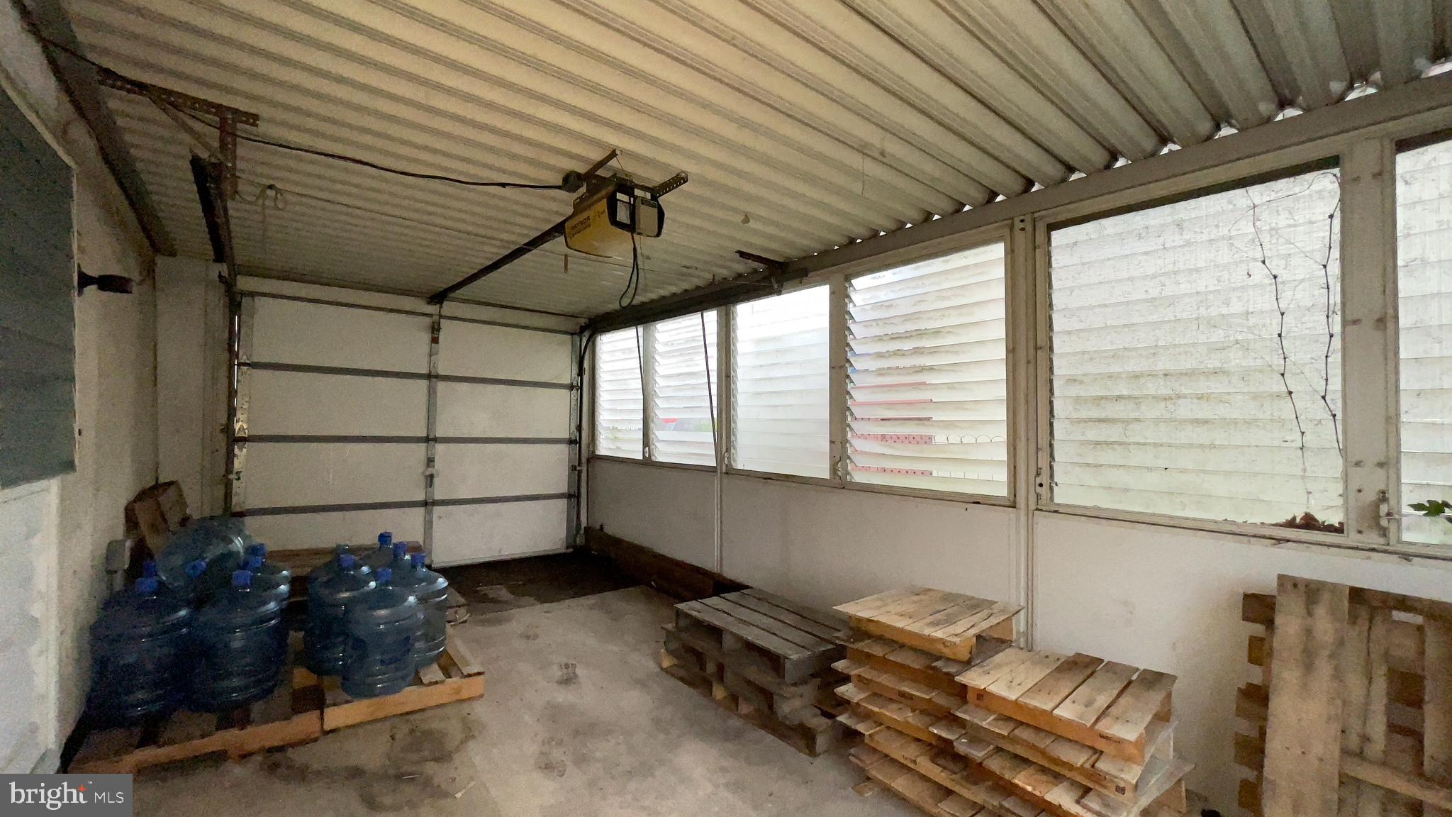 Z NOT IN A DEVELOPMENT - Residential