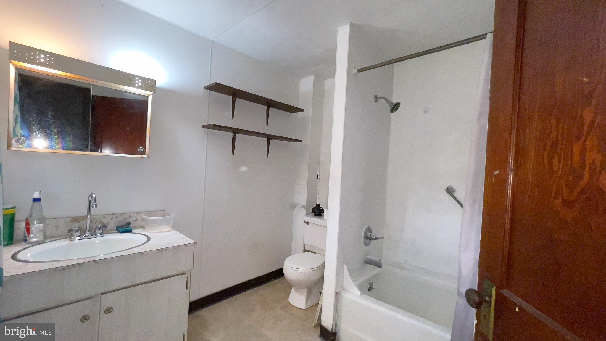 Z NOT IN A DEVELOPMENT - Residential