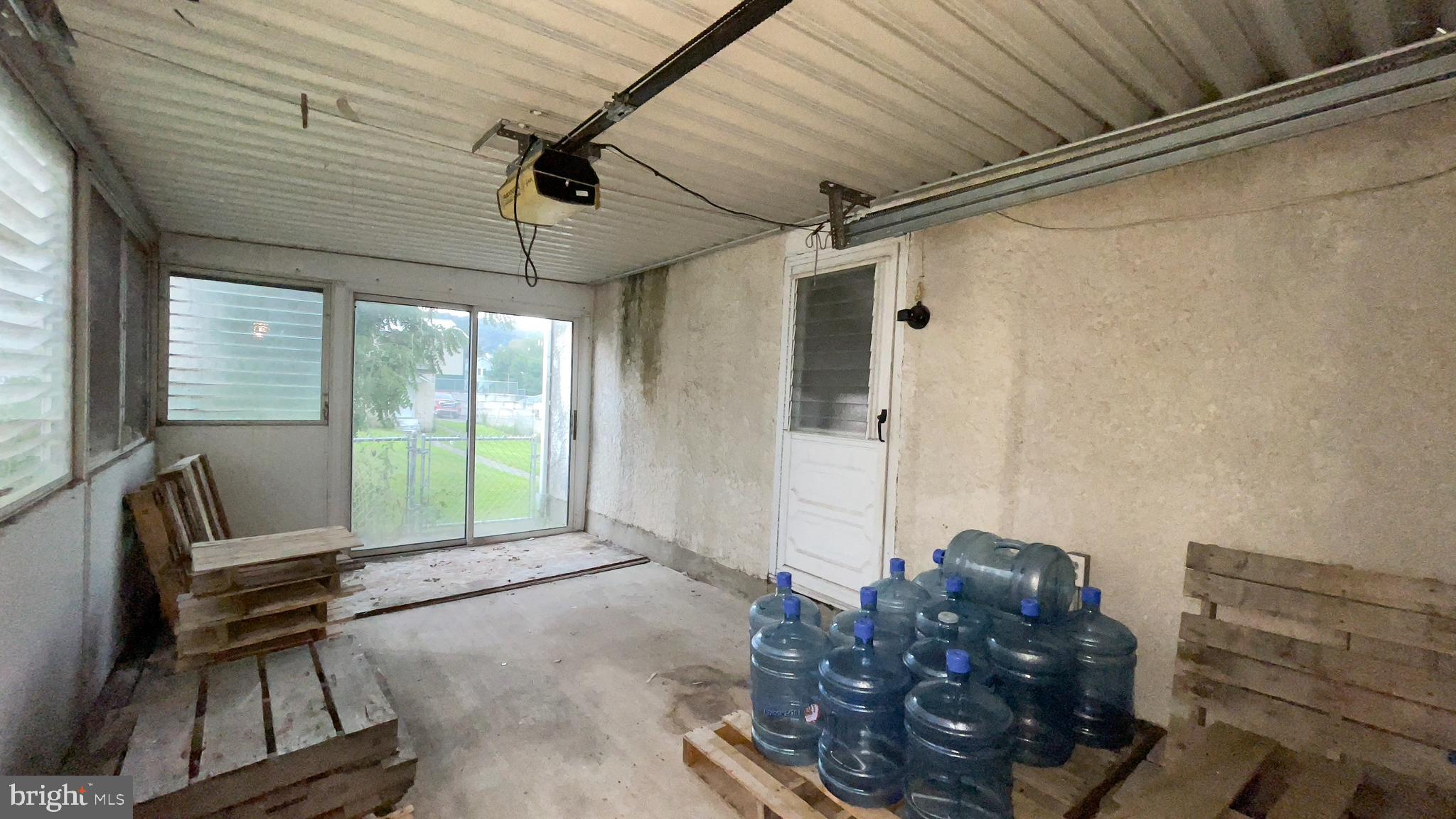 Z NOT IN A DEVELOPMENT - Residential