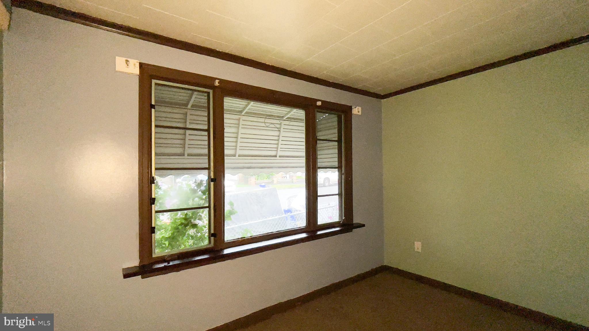 Z NOT IN A DEVELOPMENT - Residential