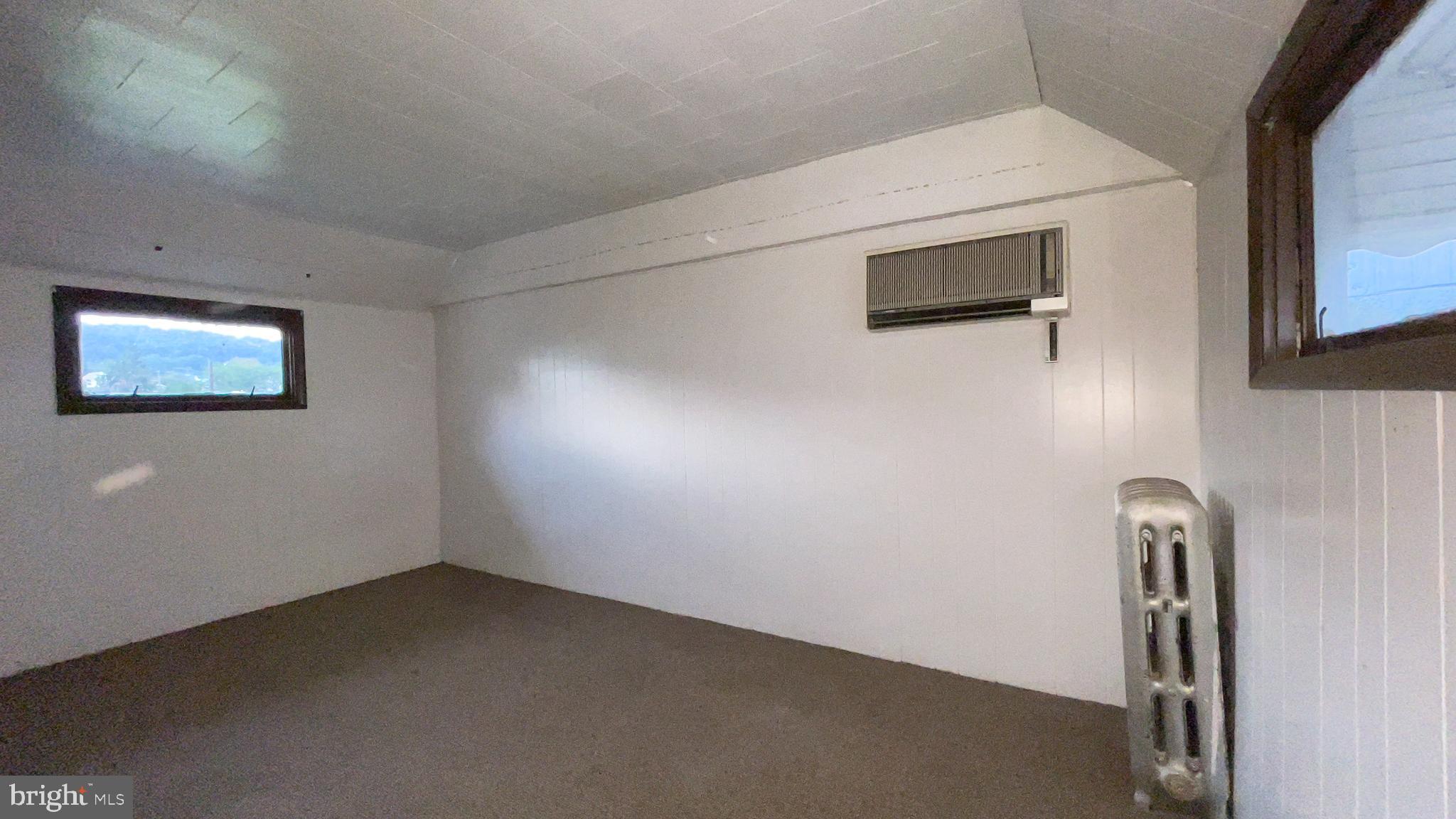 Z NOT IN A DEVELOPMENT - Residential