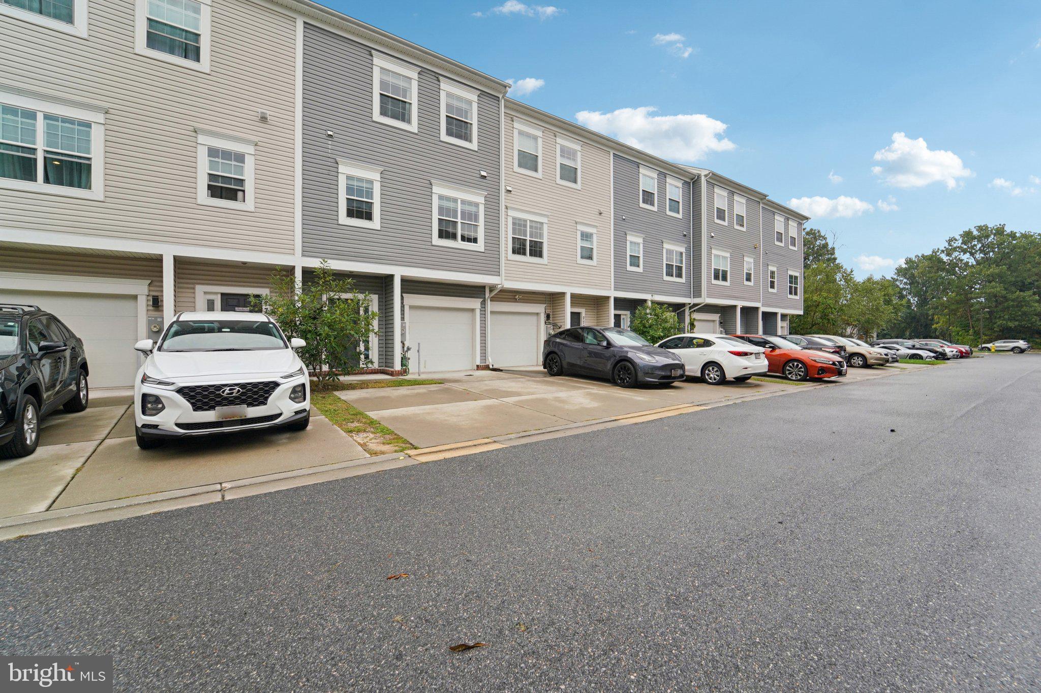 7728 LEXINGTON COURT