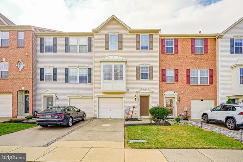 Townhouse For Sale - 208 Ironwood Drive<br/> Gloucester County, WOODBURY, NJ 08096