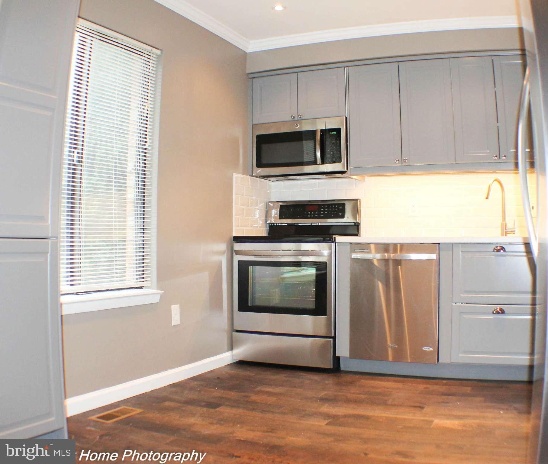 KIMBERLY WOODS VILLAGE - Residential