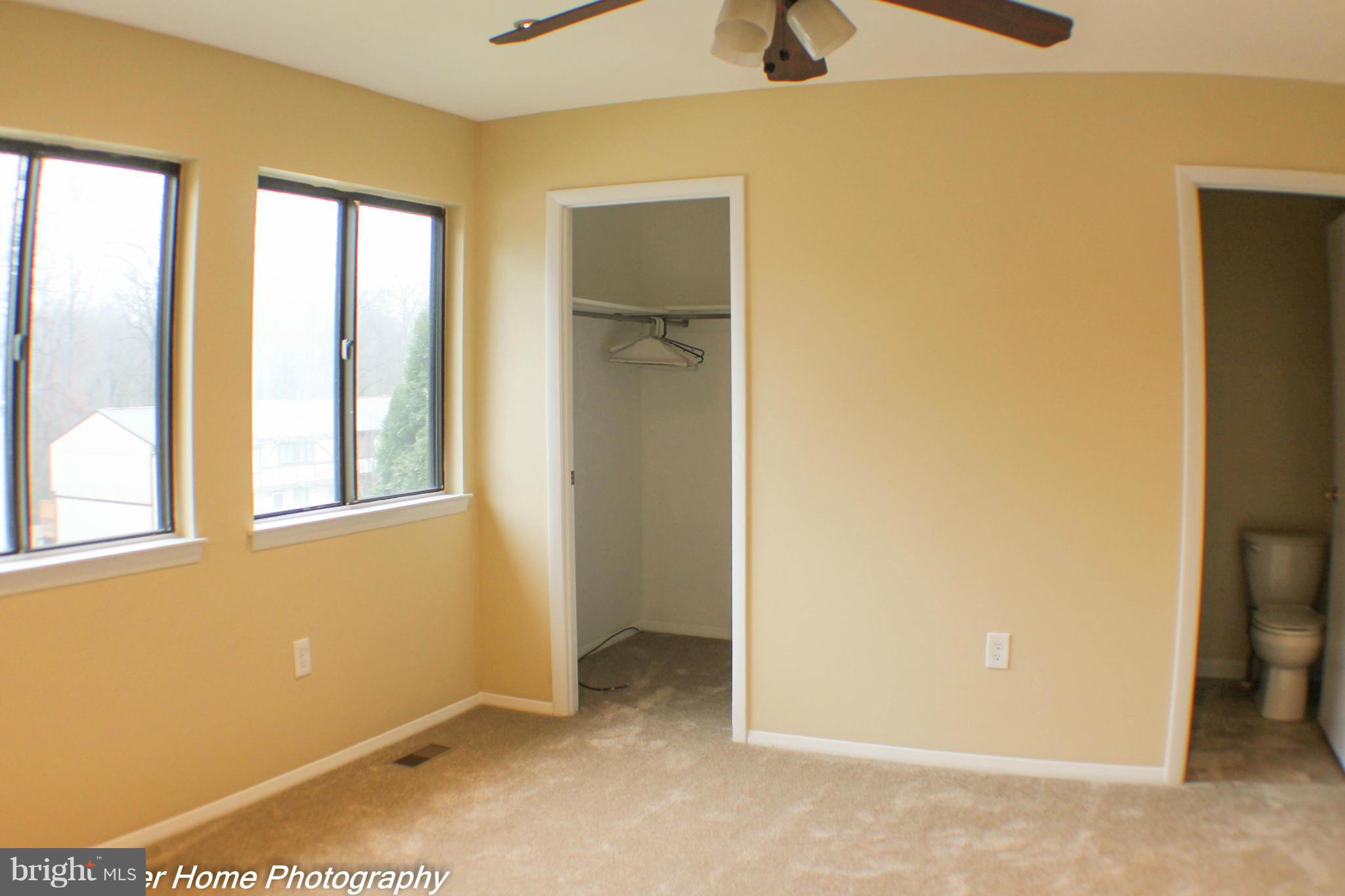 KIMBERLY WOODS VILLAGE - Residential