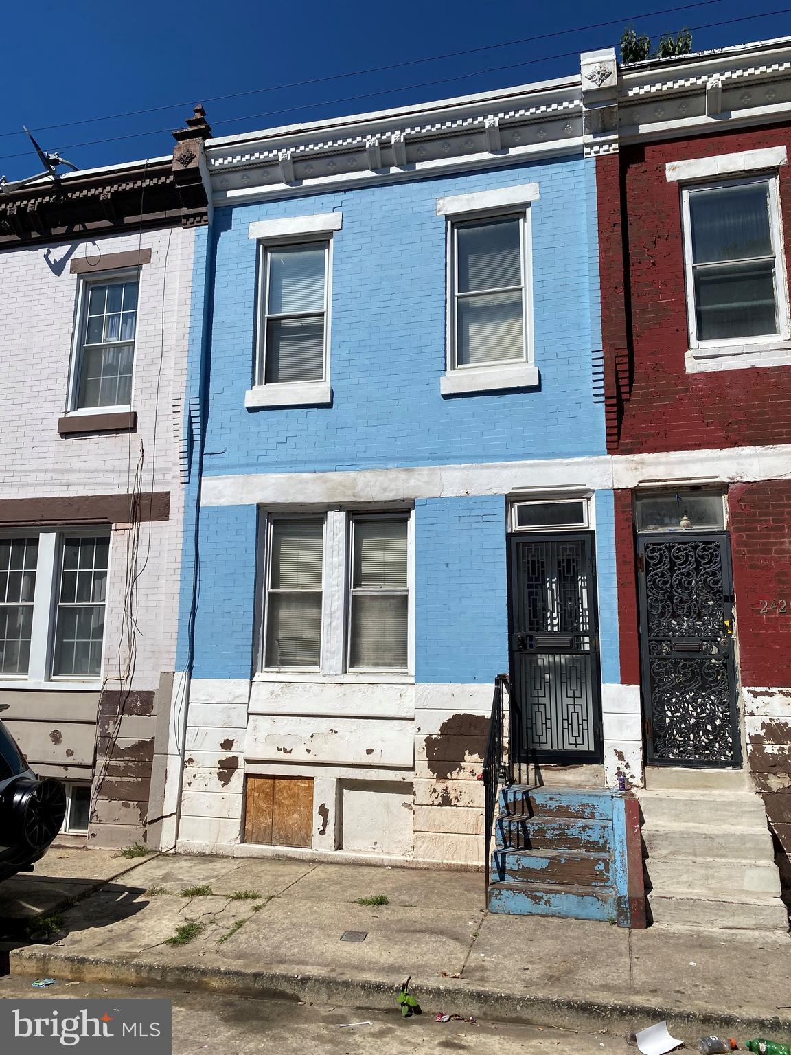 2424 N GARNET STREET