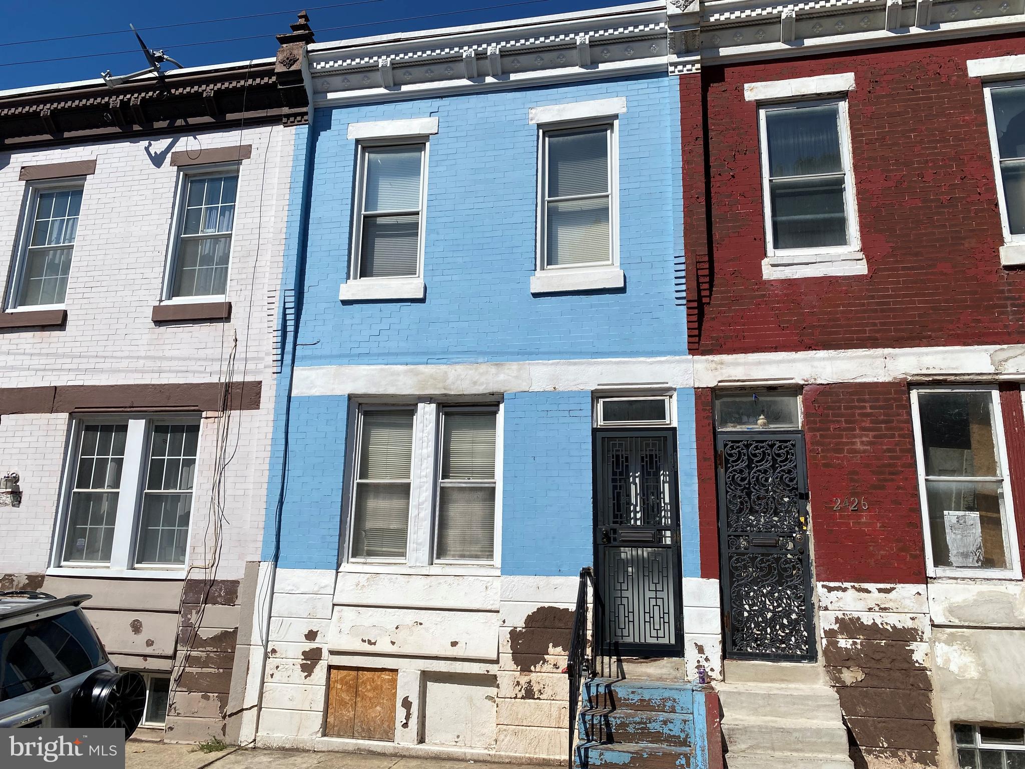 2424 N GARNET STREET