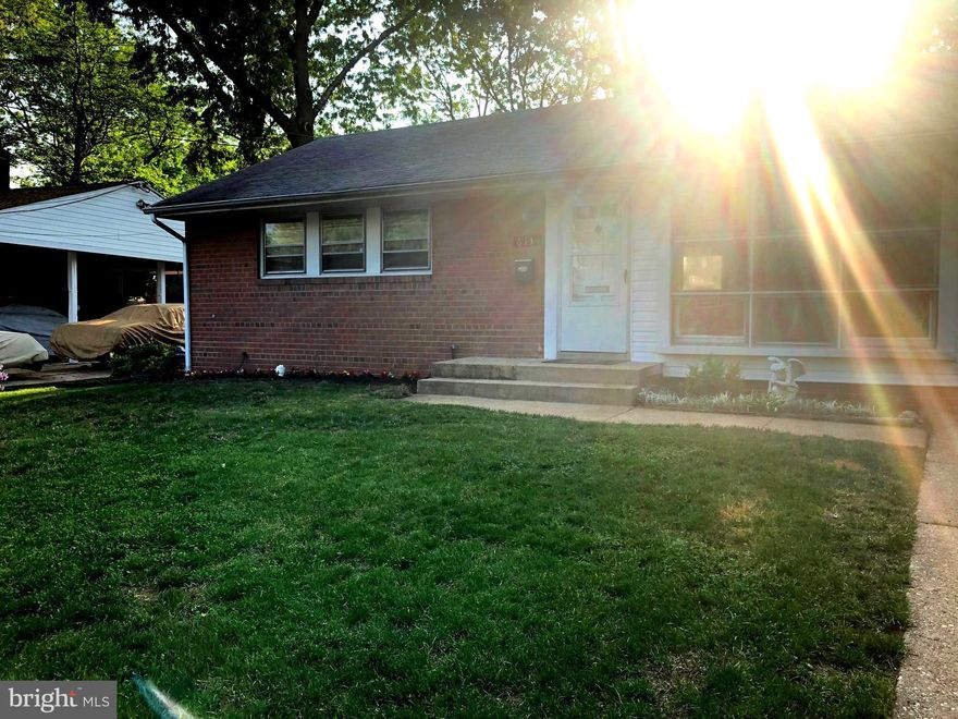 Great house in a very desirable location - near New Carrlton Metro and great shopping center. This home features fresh paint throughout home, 3 bedrooms, 2 NEW Full baths, beautifully updated kitchen, Liv Rm , Din Rm, and full basement. Basement include a NEW full Bathroom with kitchenette and 2 extra rooms. Home has Large fenced backyard.