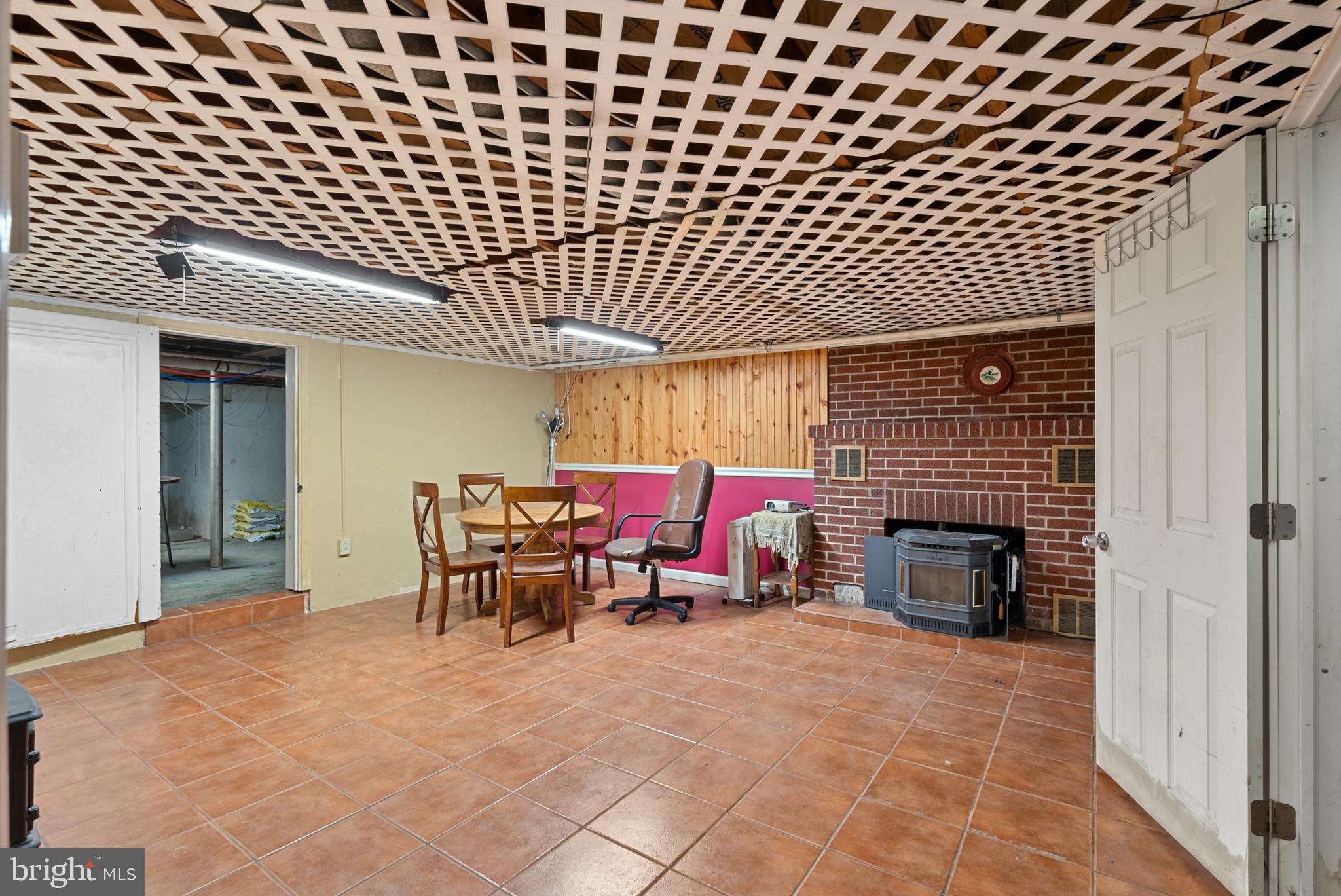 HAVERFORD CROSSING - Residential