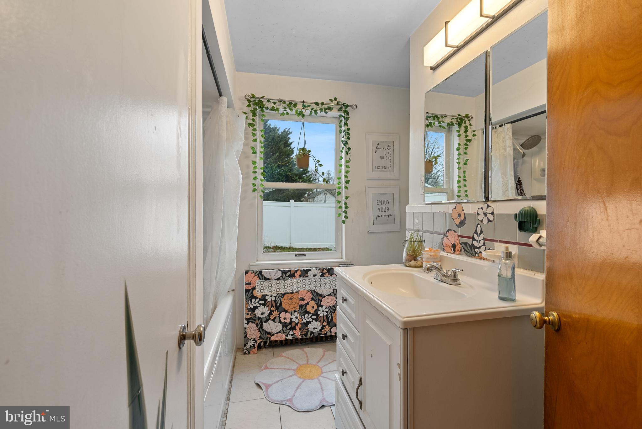 HAVERFORD CROSSING - Residential