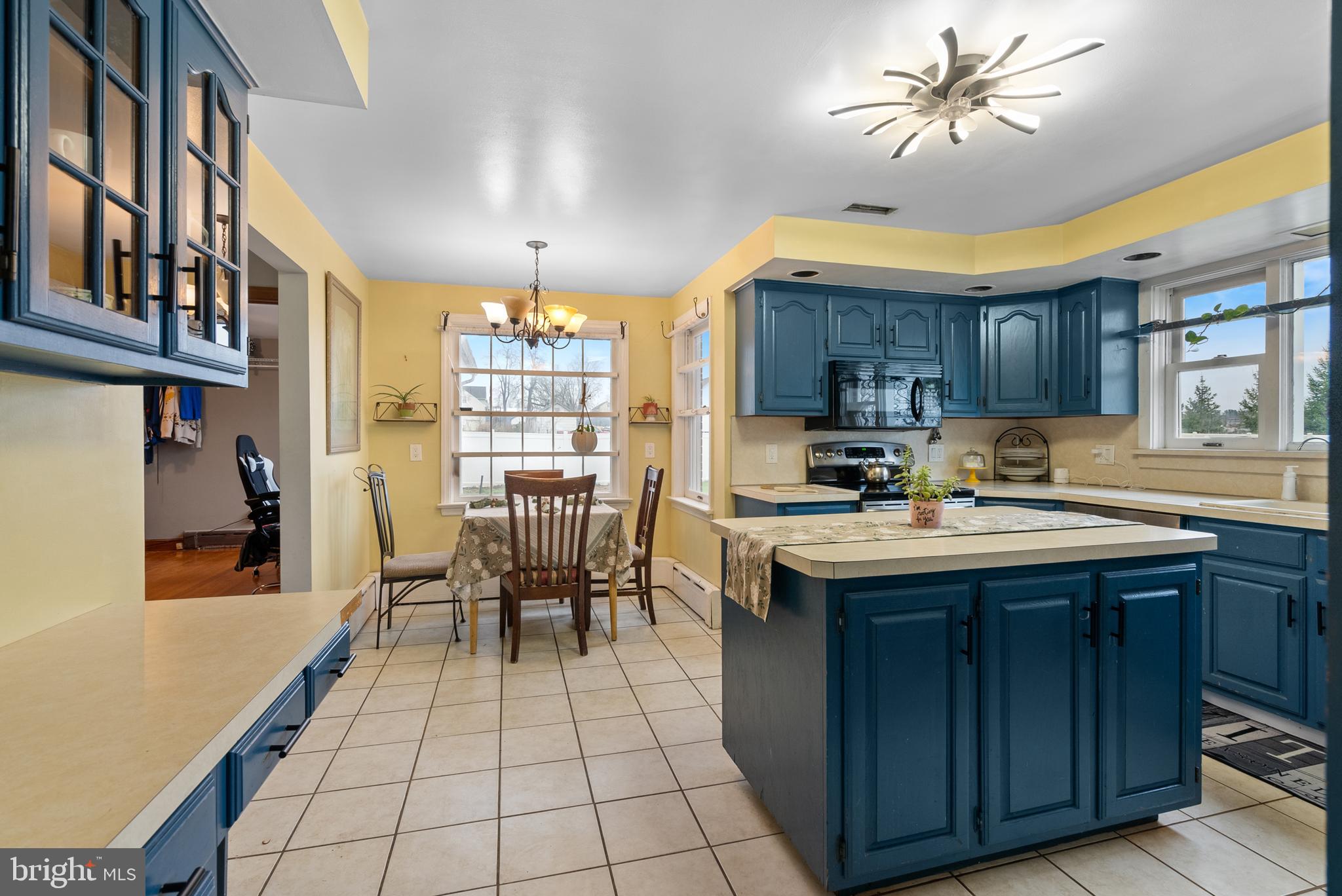 HAVERFORD CROSSING - Residential