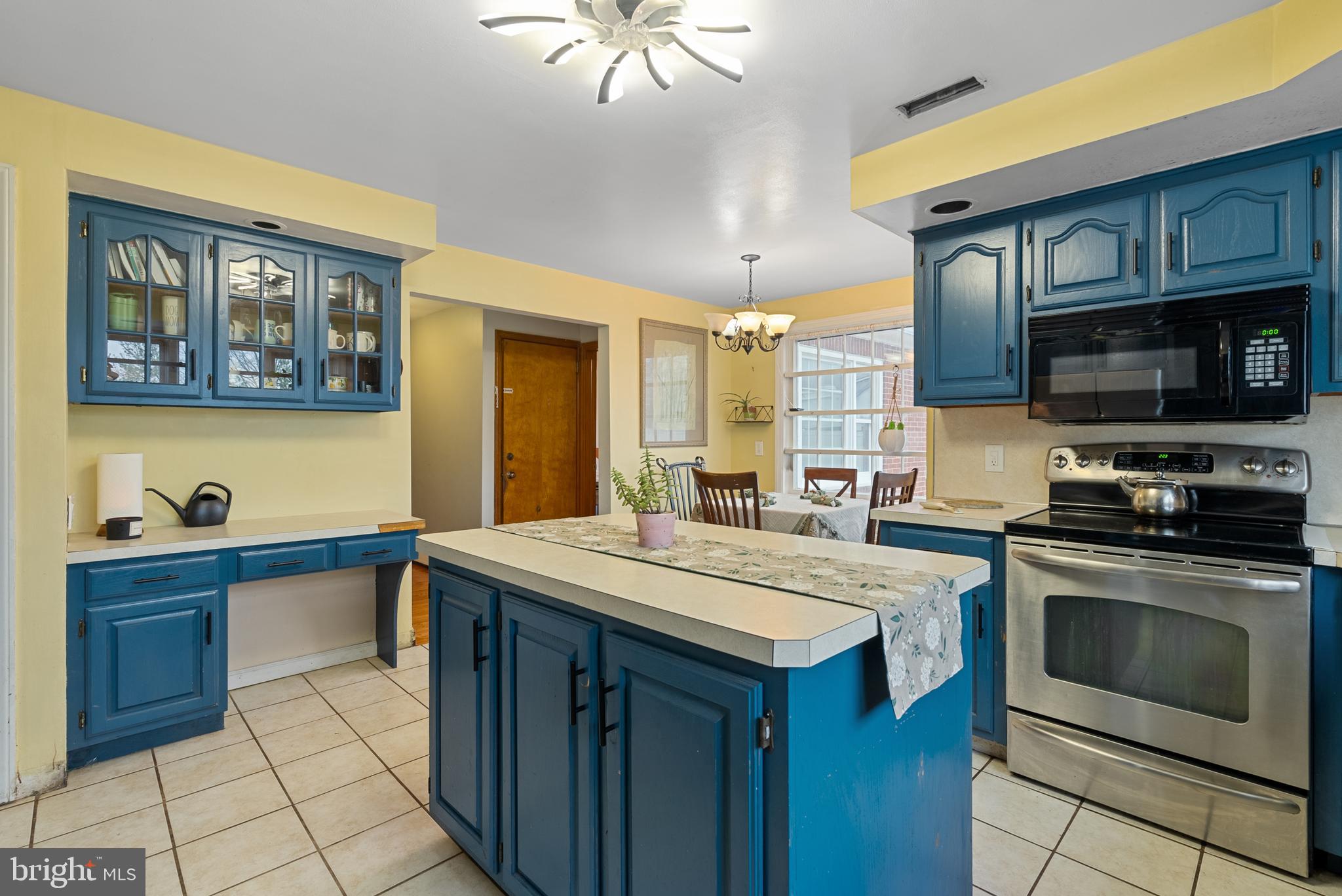 HAVERFORD CROSSING - Residential