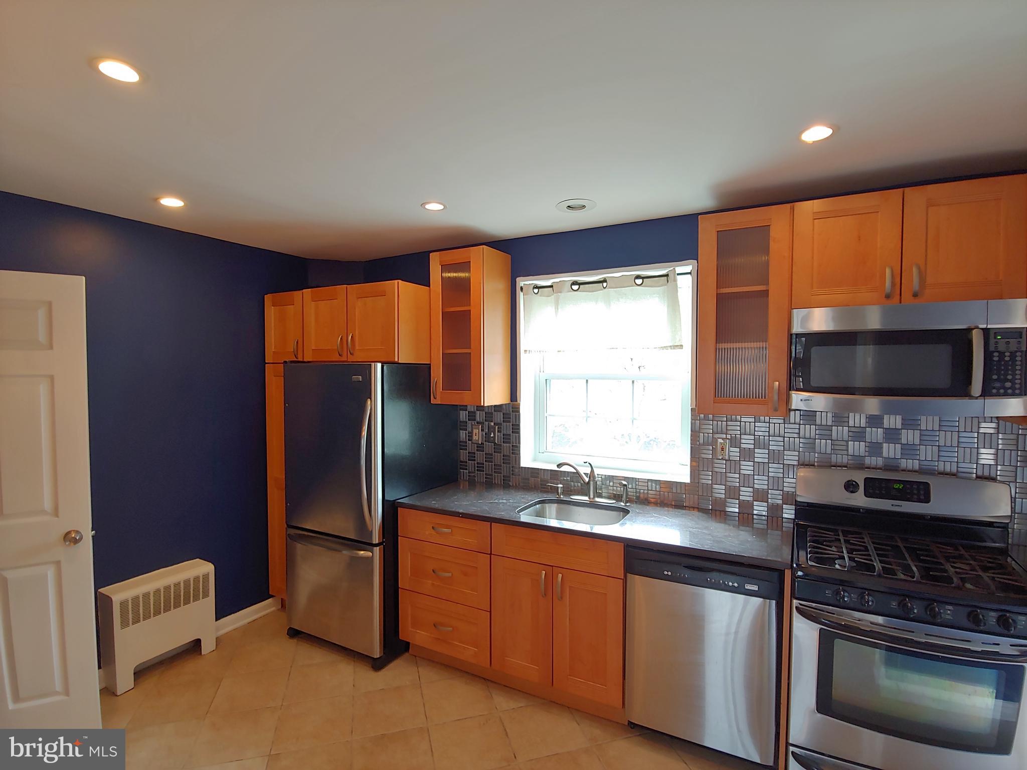 WARWICK VILLAGE - Residential Lease