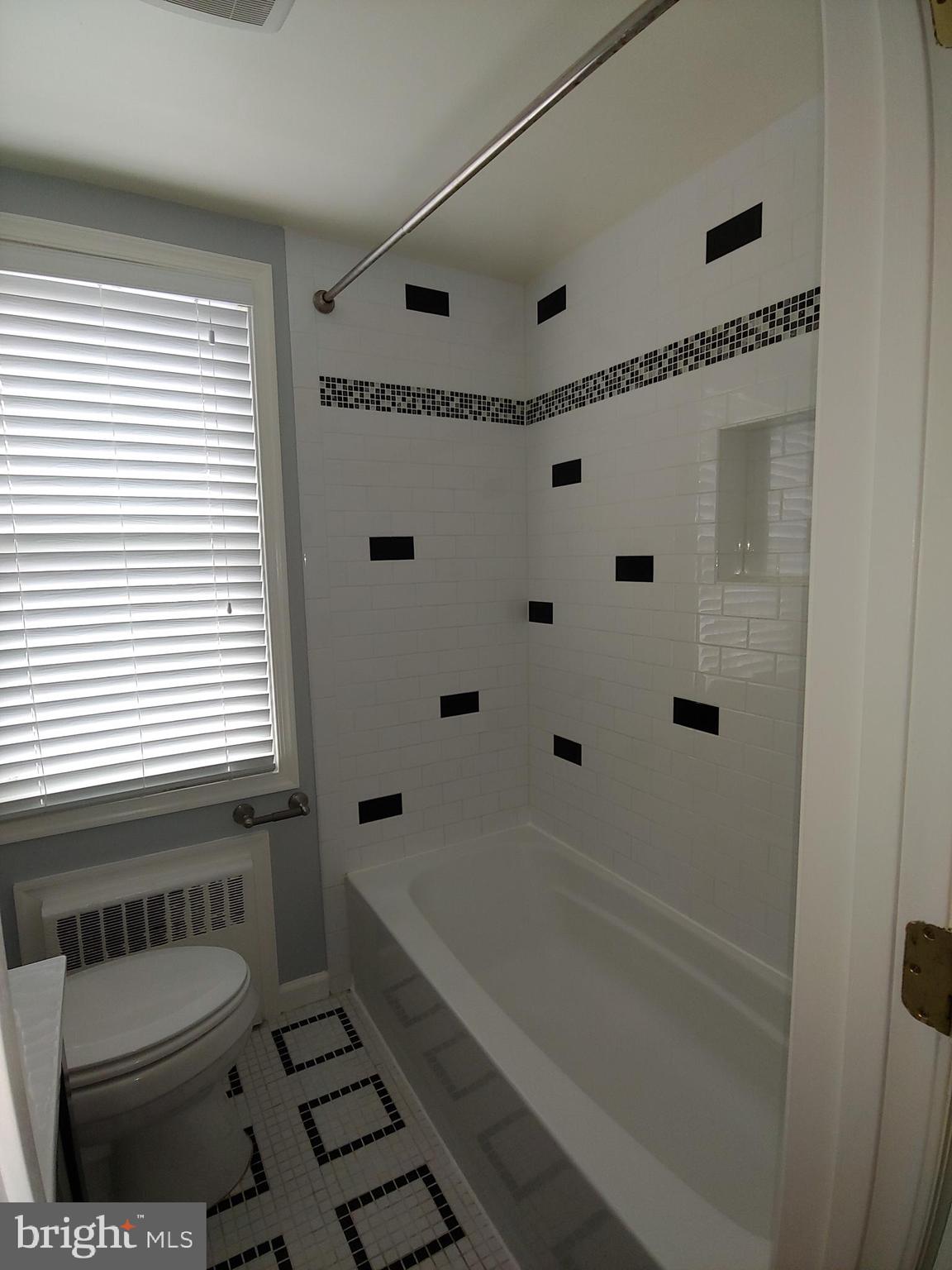 WARWICK VILLAGE - Residential Lease