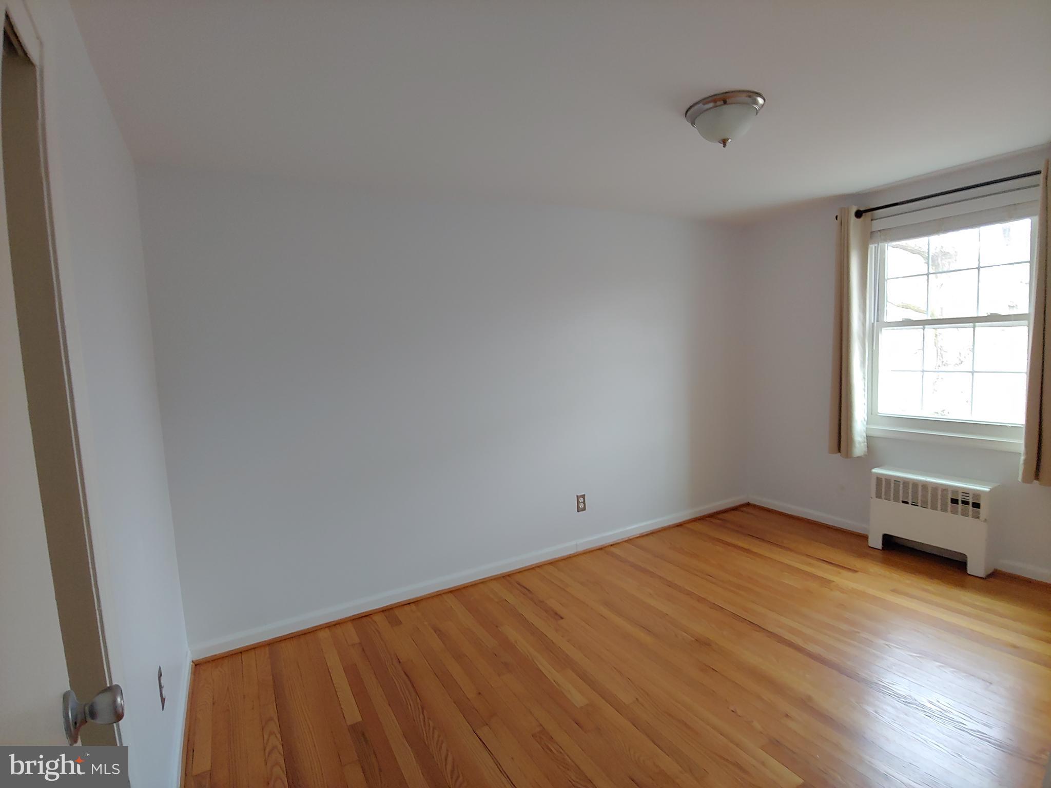 WARWICK VILLAGE - Residential Lease