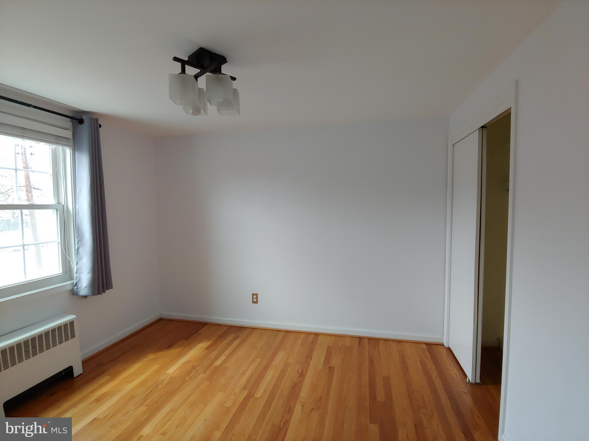 WARWICK VILLAGE - Residential Lease