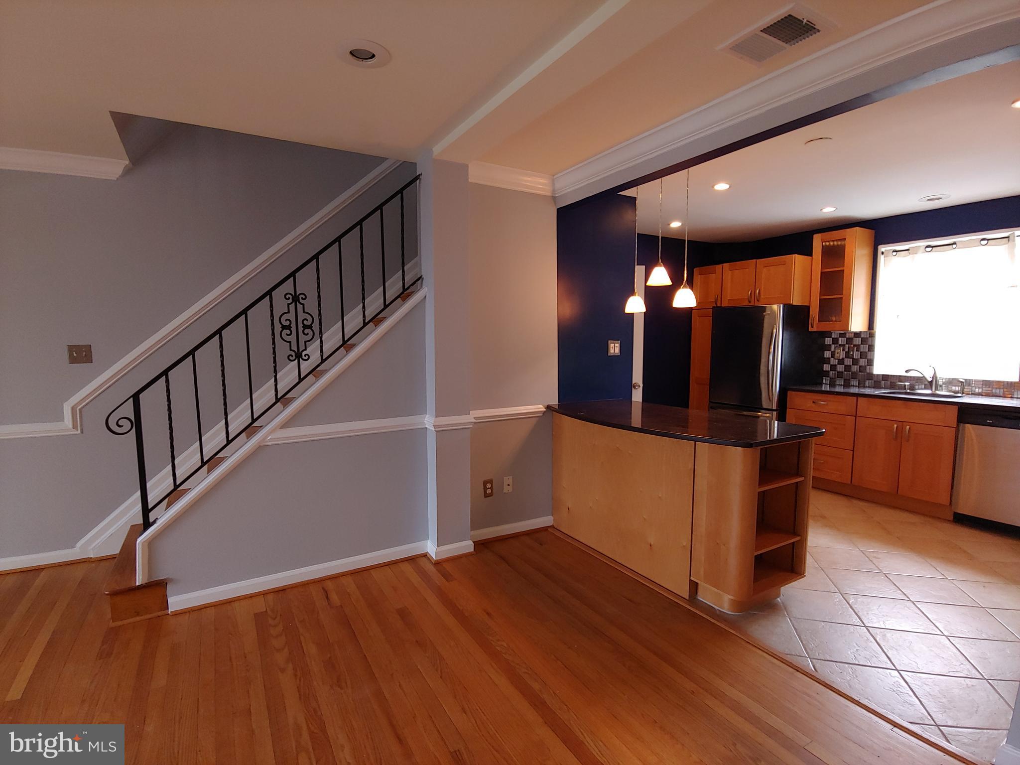 WARWICK VILLAGE - Residential Lease