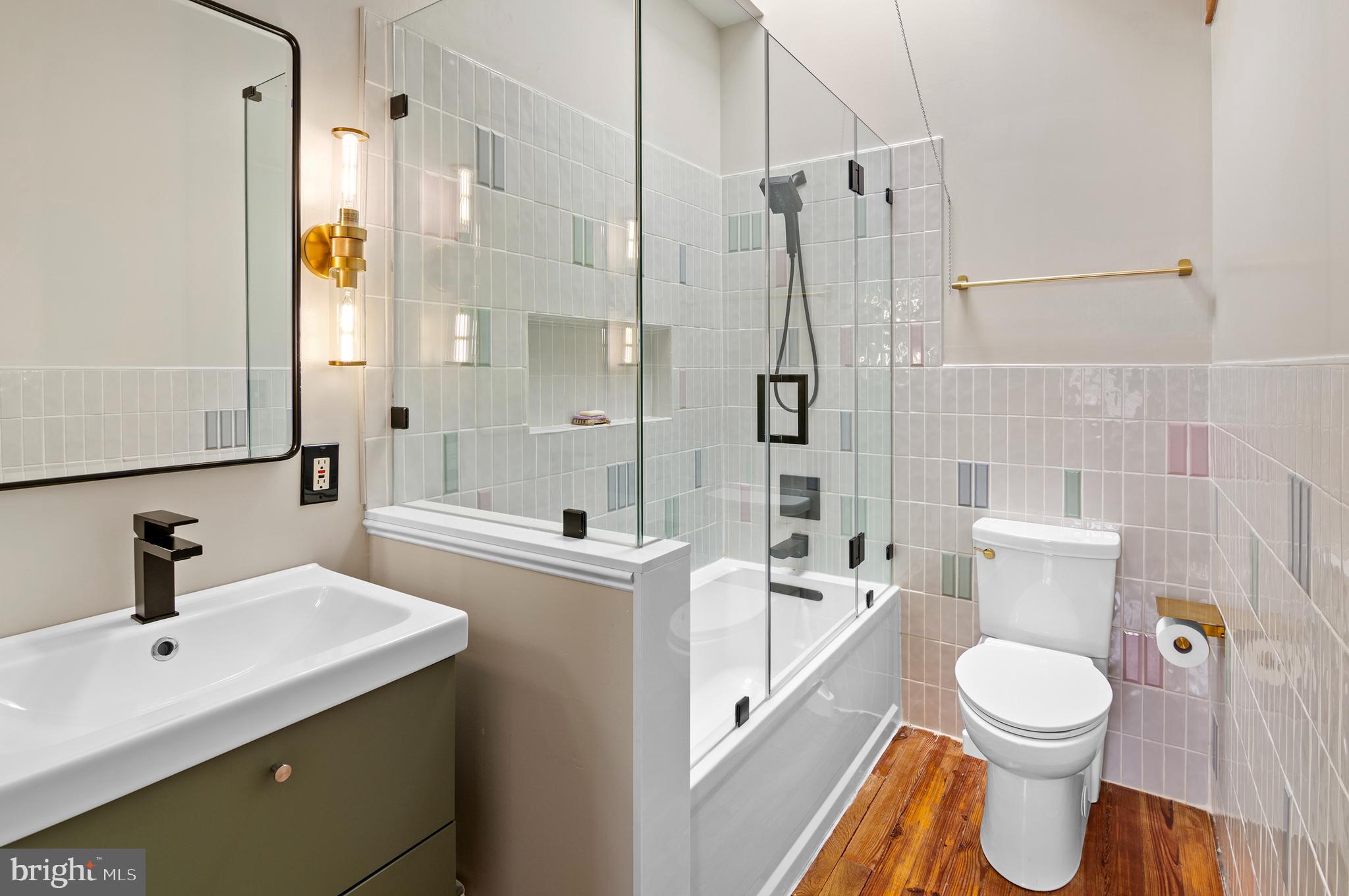 RIVERSIDE - Residential