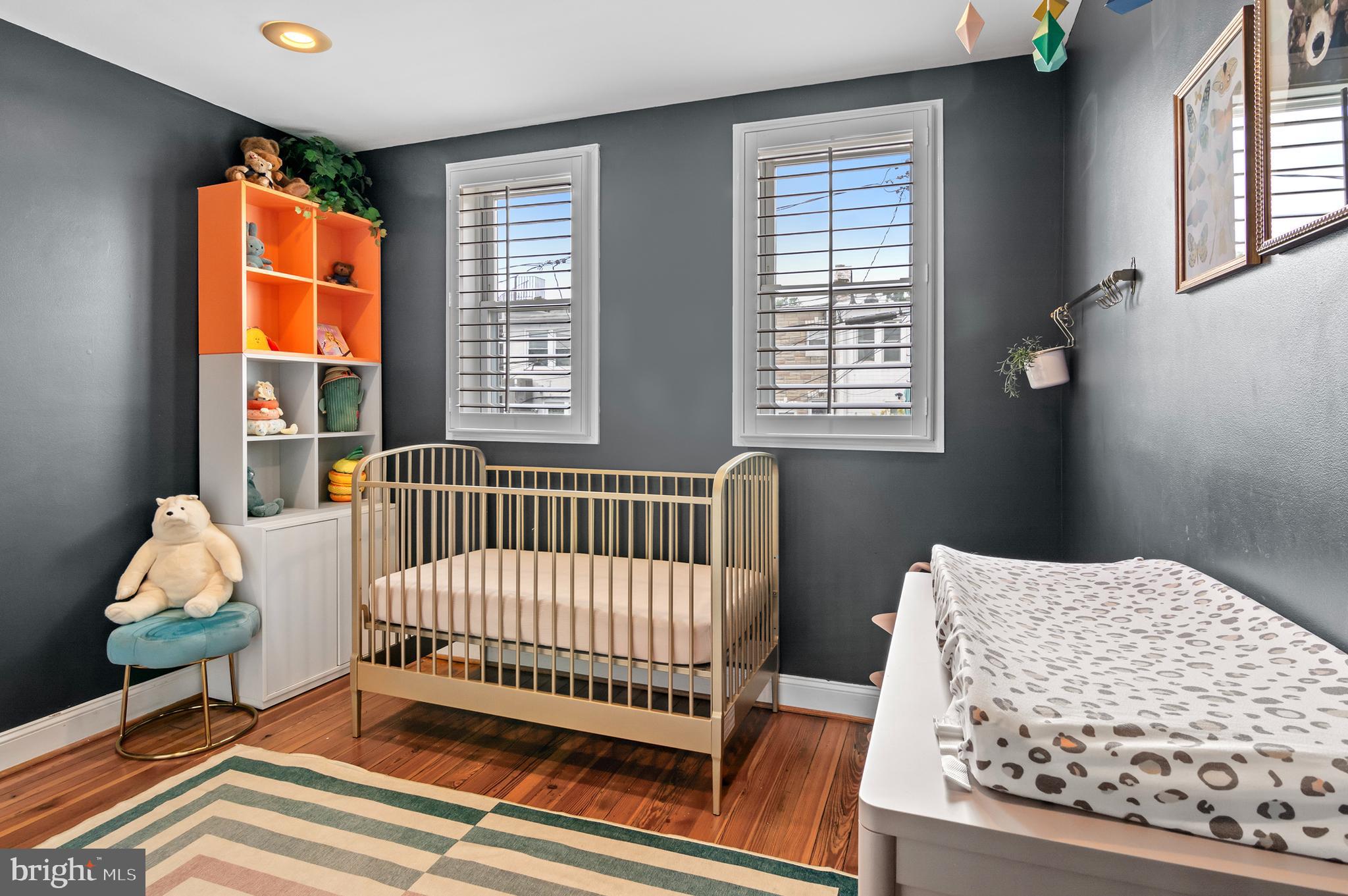 RIVERSIDE - Residential