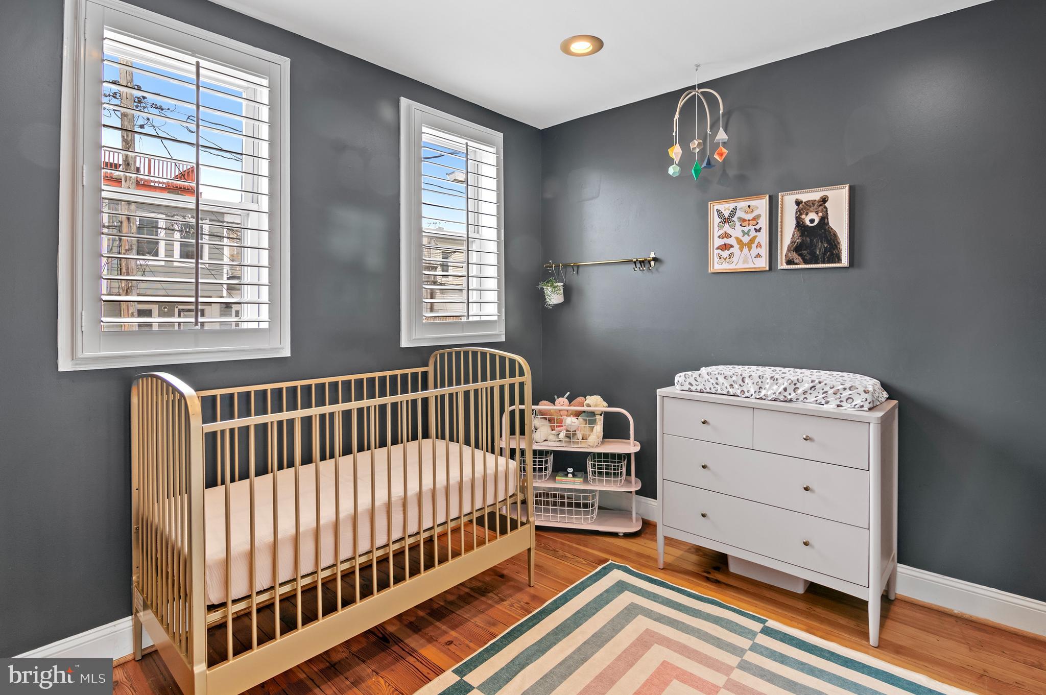 RIVERSIDE - Residential