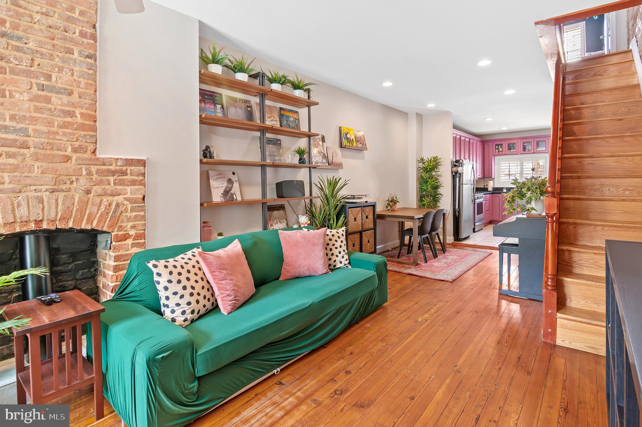 RIVERSIDE - Residential