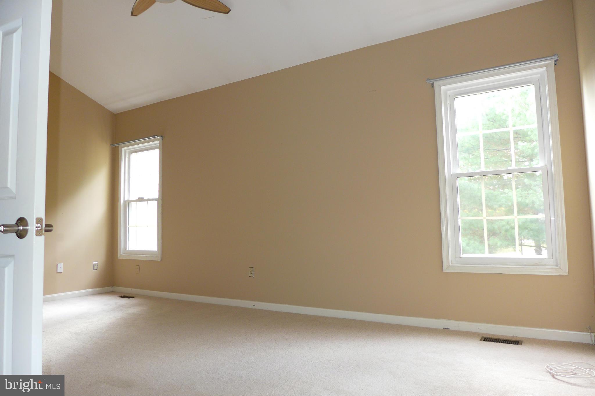 GERMANTOWN ESTATES - Residential Lease