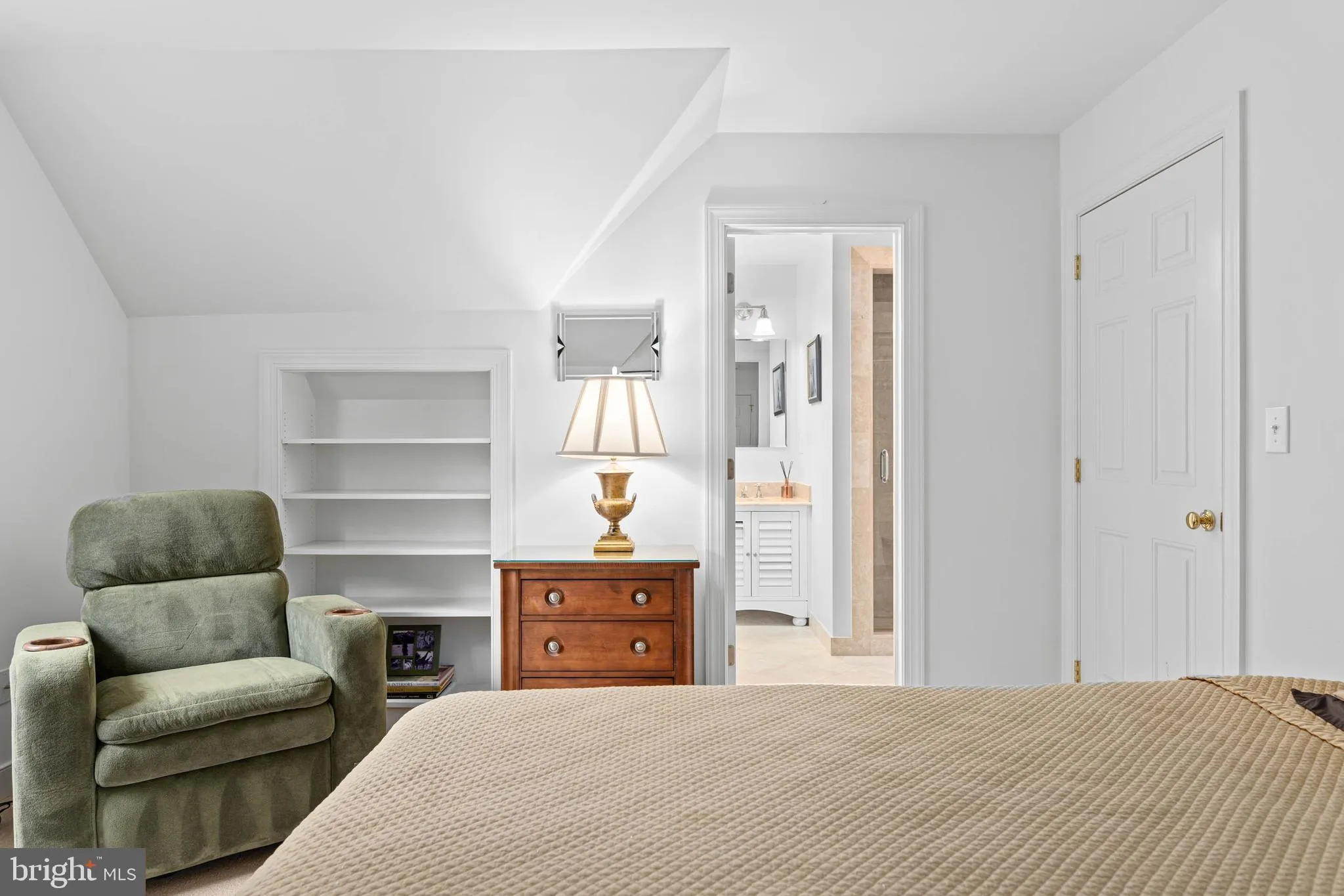 Gladwyne, Pennsylvania 19035, United States, 6 Bedrooms Bedrooms, ,8 BathroomsBathrooms,Residential,Pending,129254