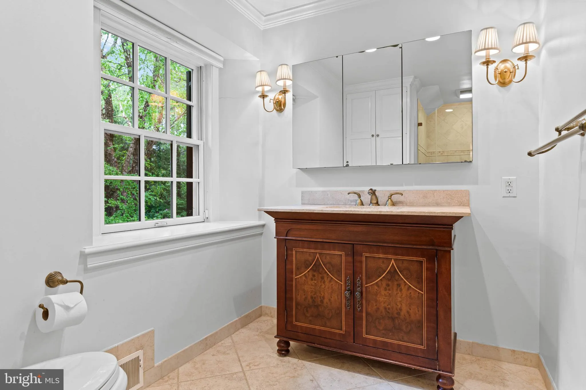 Gladwyne, Pennsylvania 19035, United States, 6 Bedrooms Bedrooms, ,8 BathroomsBathrooms,Residential,Pending,129254