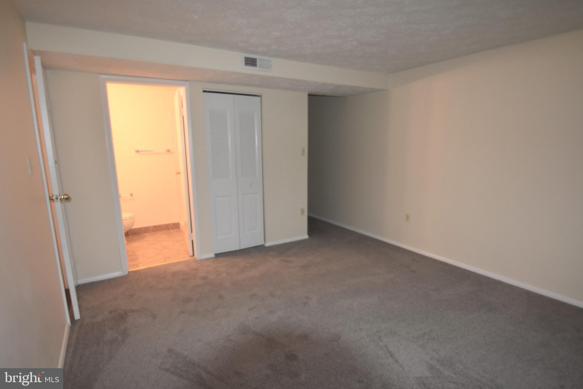 AMBERTOWNE - Residential Lease