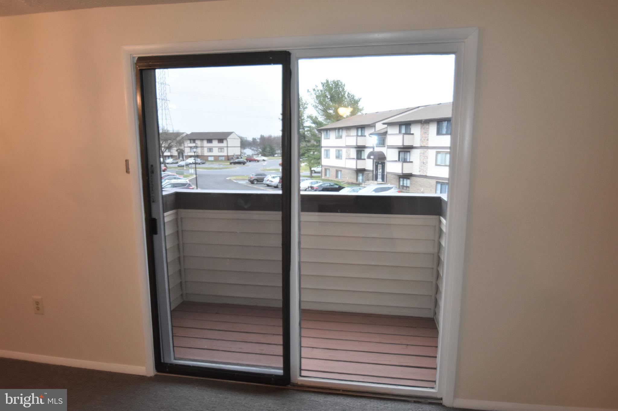 AMBERTOWNE - Residential Lease